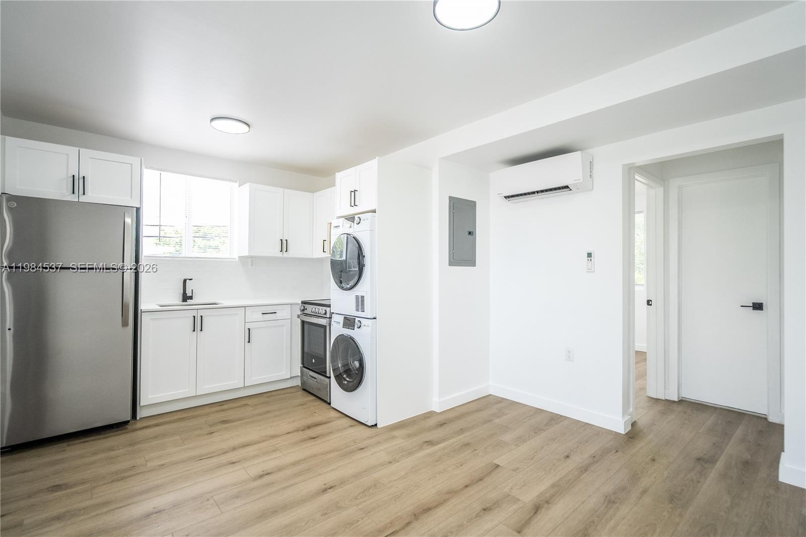 Property photo # 6