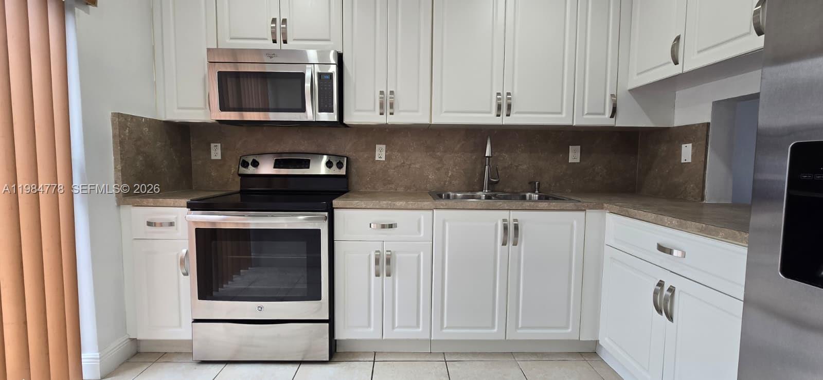 Kendale Woods Condo