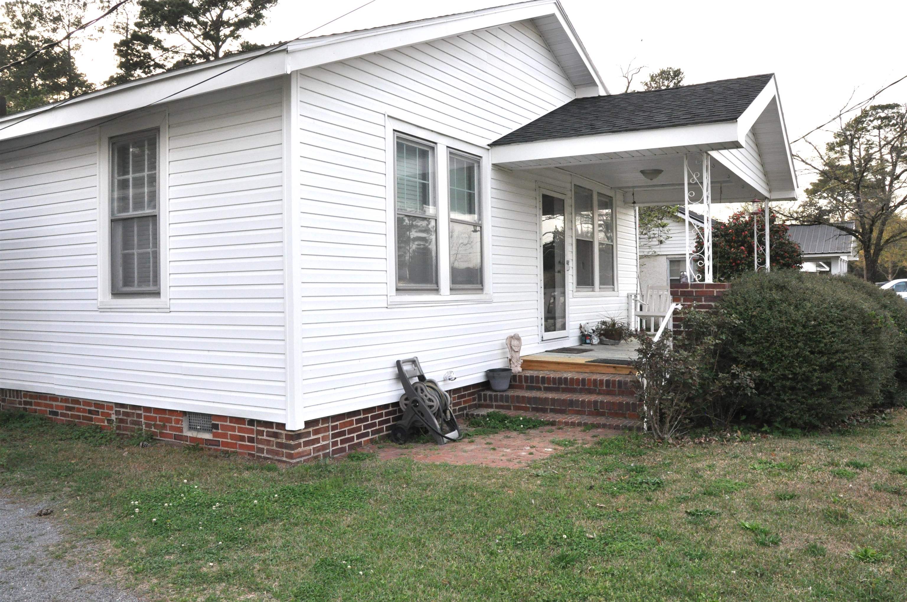 Homes for sale in Mullins, SC | 910 Sandy Bluff Rd, Mullins, SC 29574 | MLS# 2606978