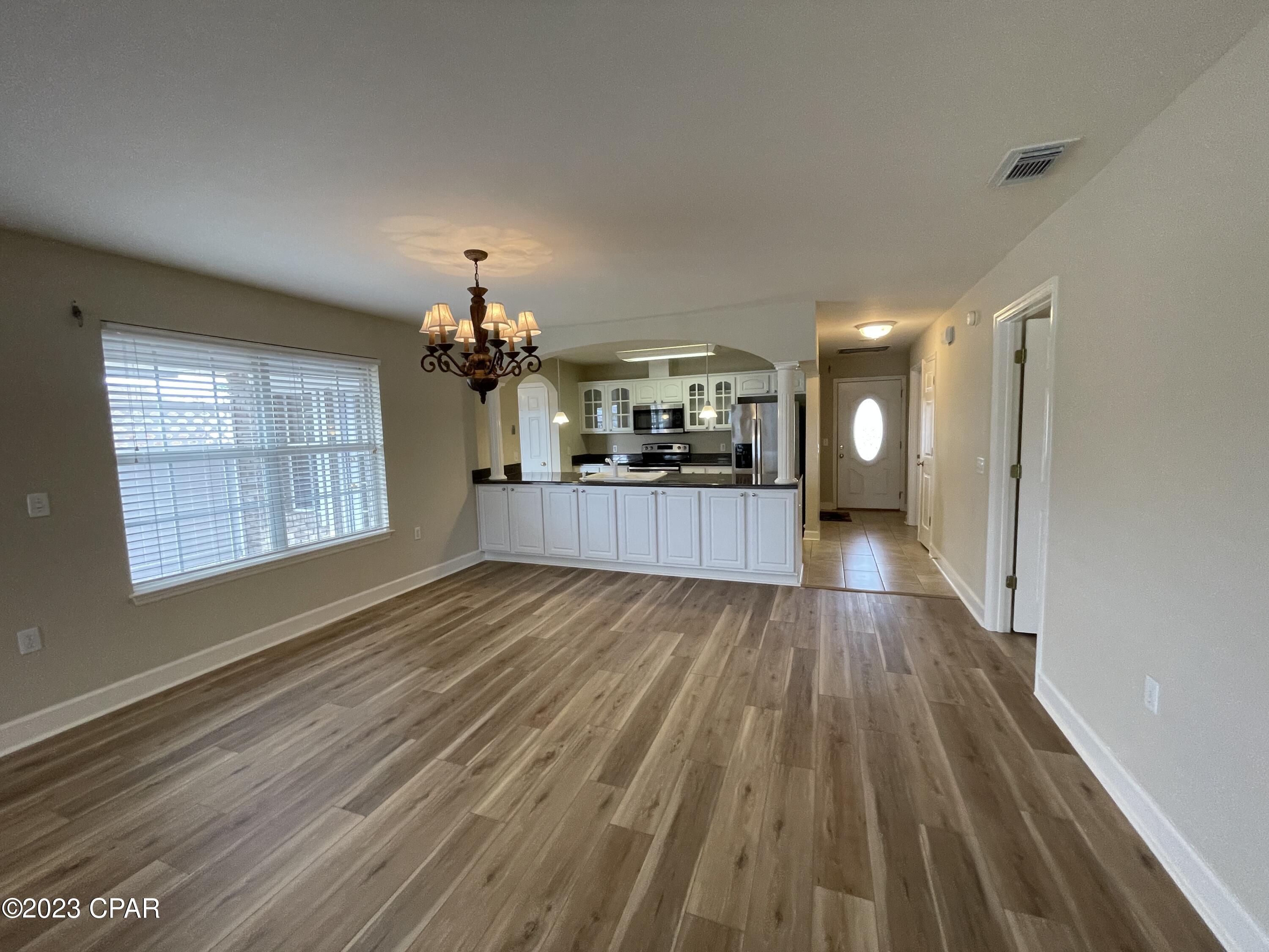 Image 6 For 114 Lakeridge Drive