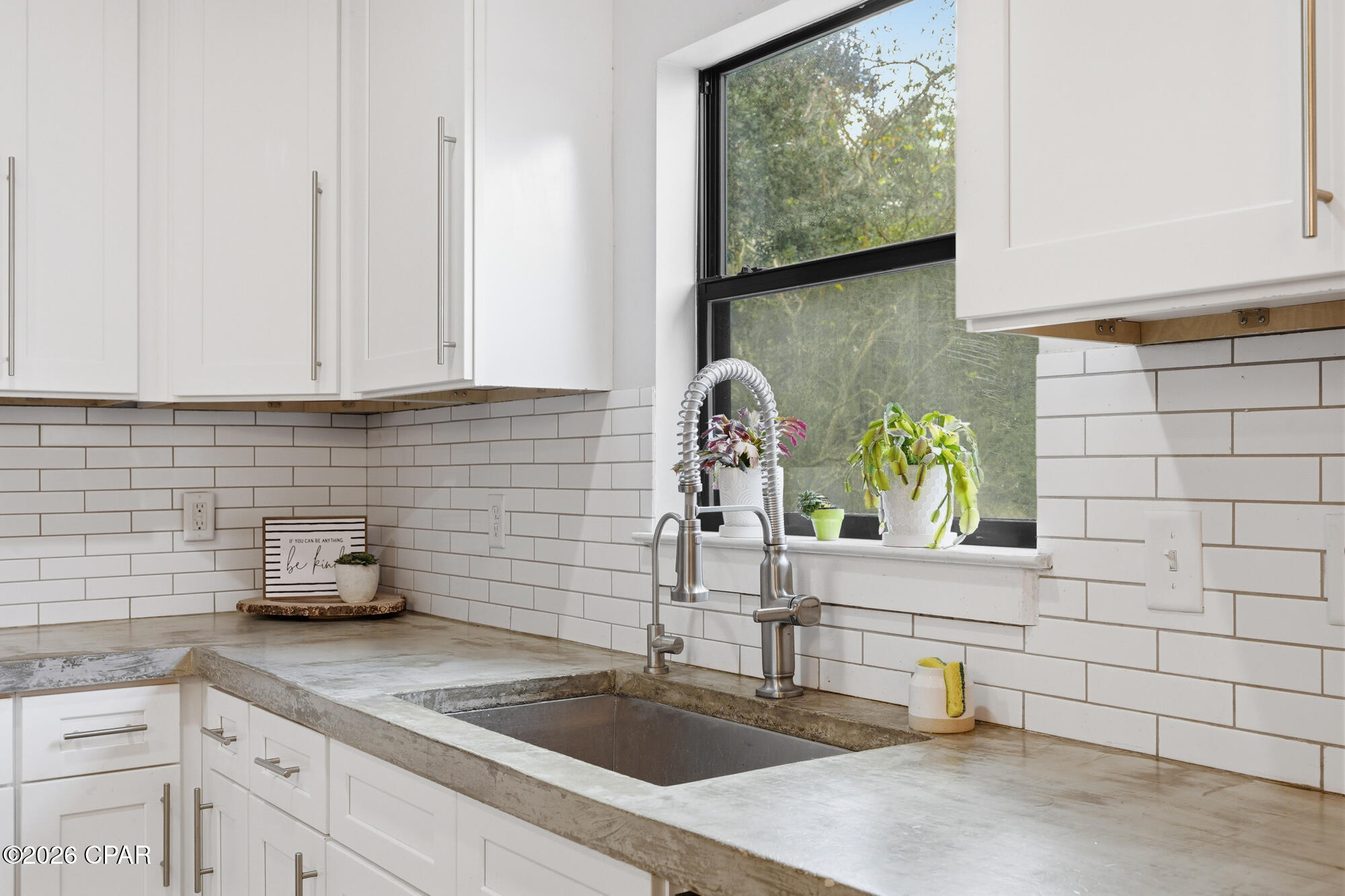 Image 12 For 800 Lake Amick Drive