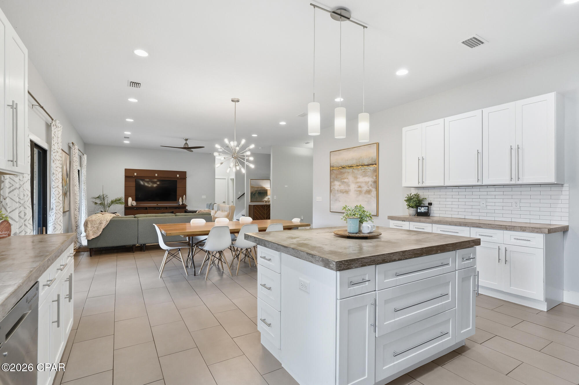 Image 13 For 800 Lake Amick Drive