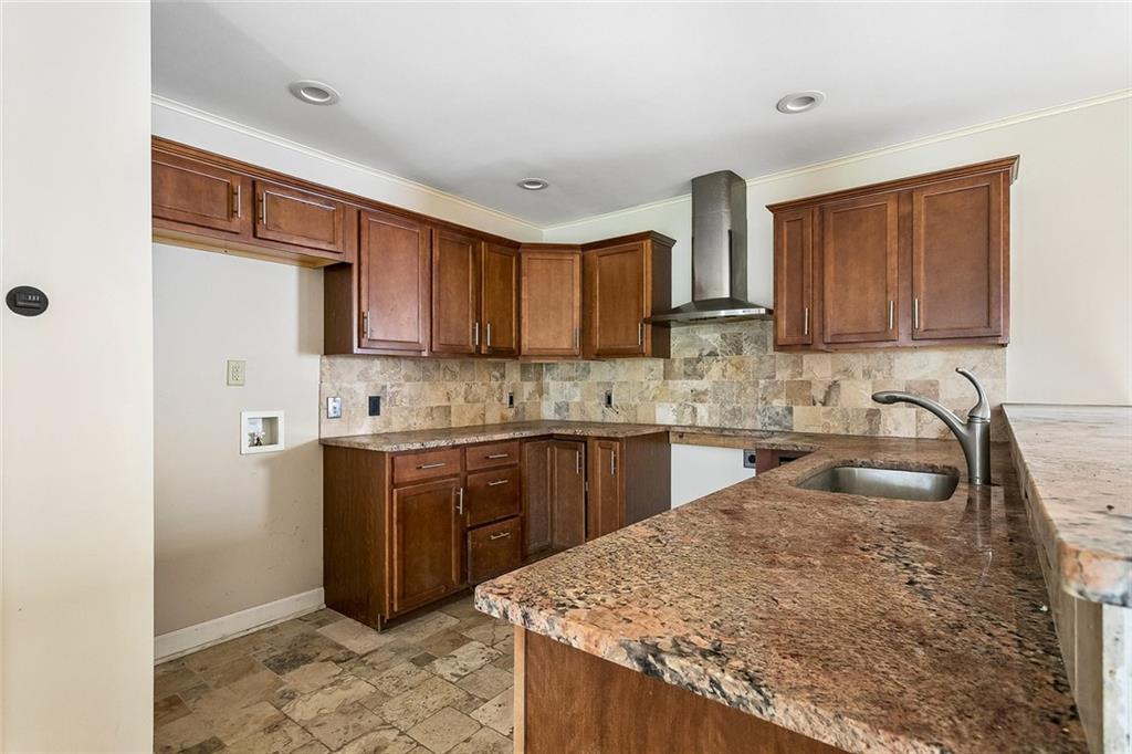Photo 3 of Single family home for sale at 1446 Joan St, Mandeville, LA 70448 | MLS# 2548239 | Listing updated on 2026-09-24