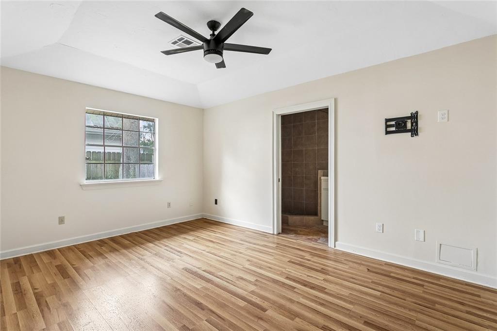 Photo 4 of Single family home for sale at 1446 Joan St, Mandeville, LA 70448 | MLS# 2548239 | Listing updated on 2026-09-24