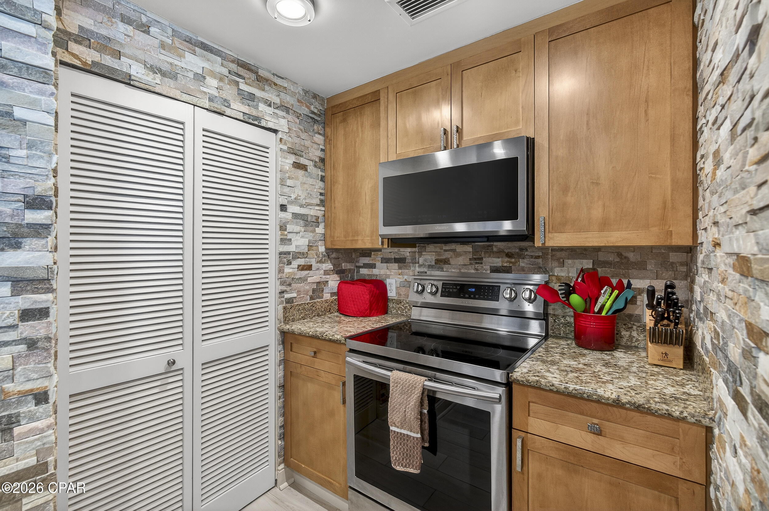 Image 9 For 15625 Front Beach Road 1602