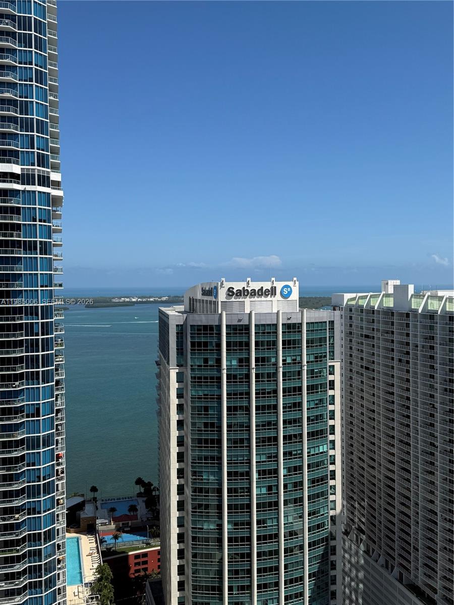 1060 Brickell Condo