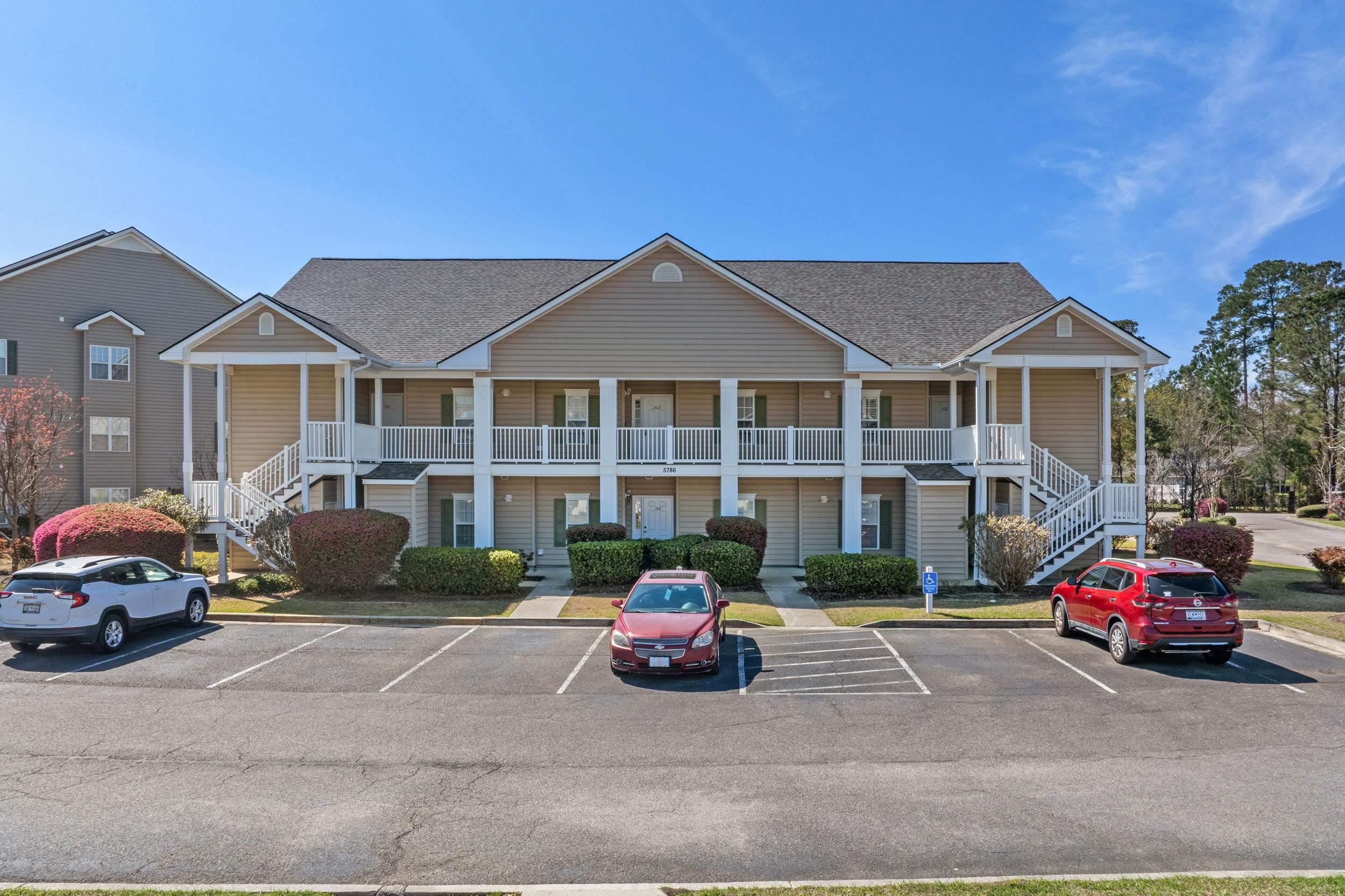 5786 Longwood Dr. UNIT #203 Murrells Inlet, SC 29576