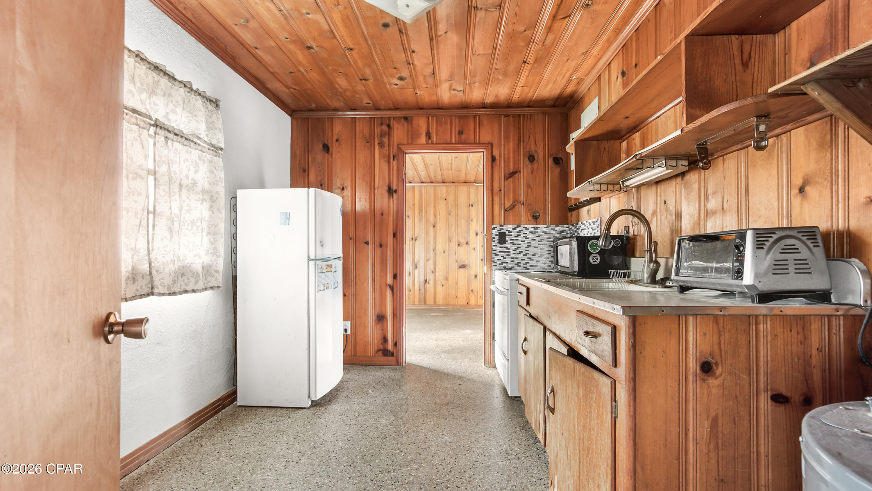 Image 22 For 604 Fernwood Street