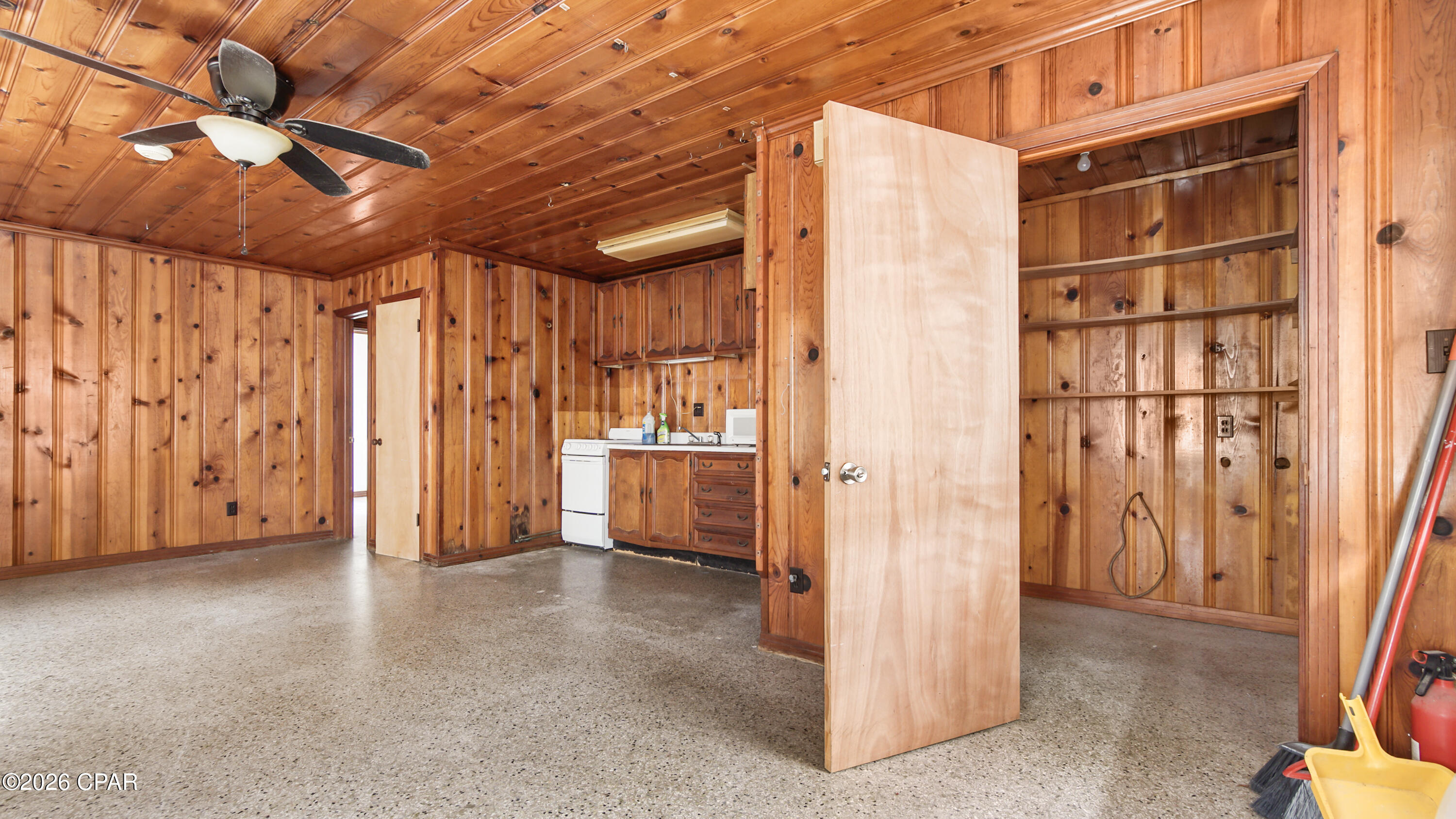 Image 36 For 604 Fernwood Street