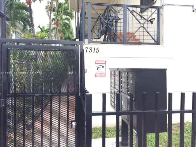 7315 Byron Ave Condo