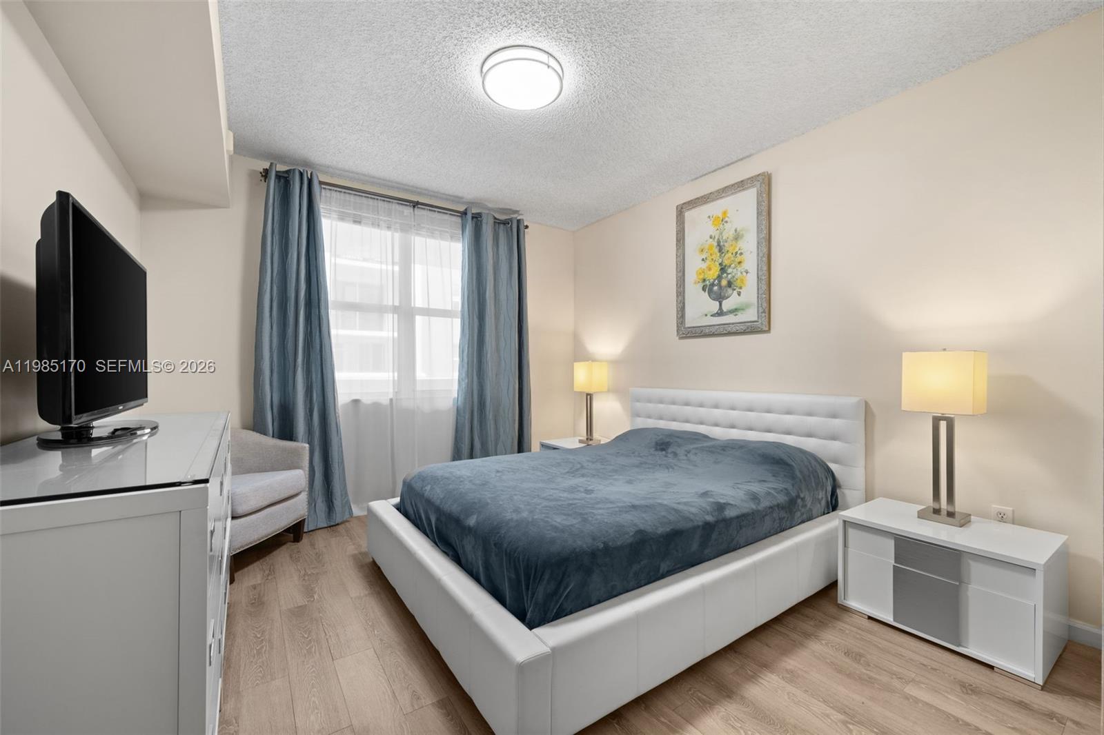 Property photo # 6
