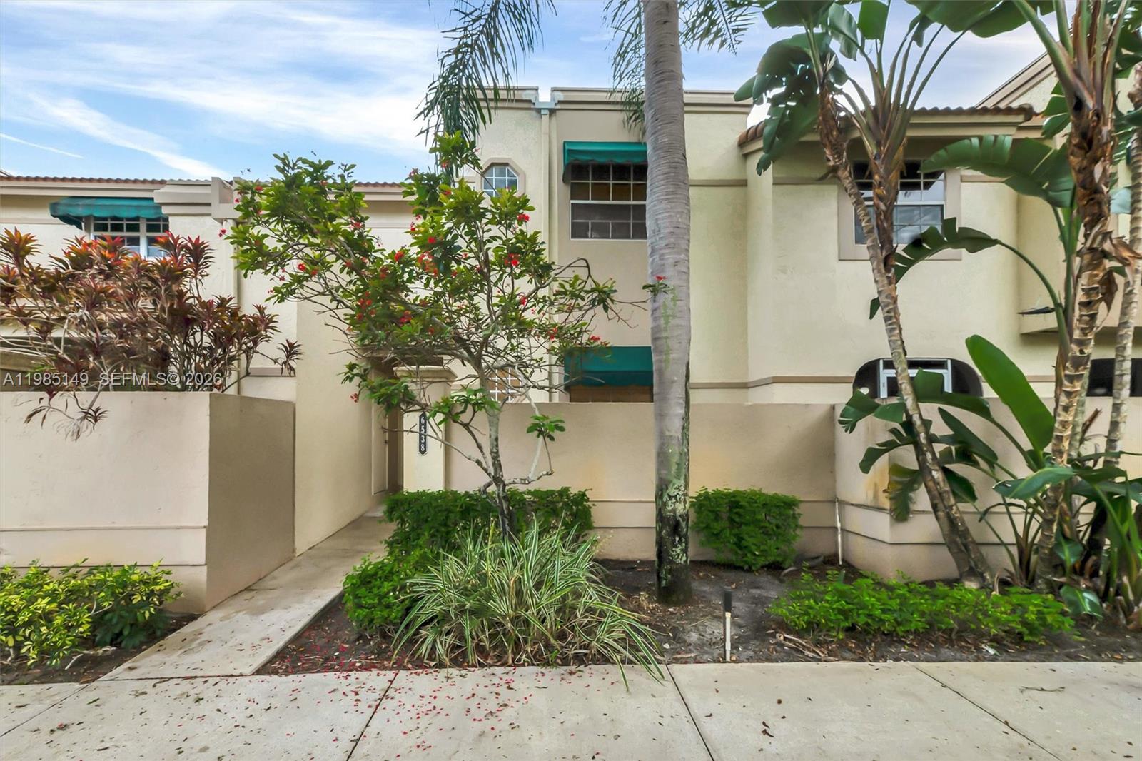 Plum At Boca Pointe Condo