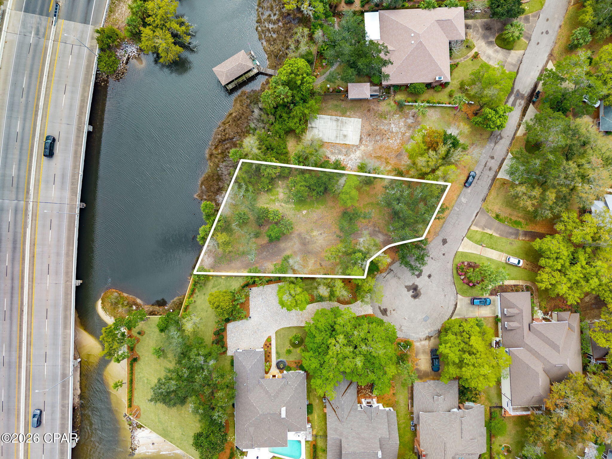 Image 13 For 201 Harbour Pointe Drive