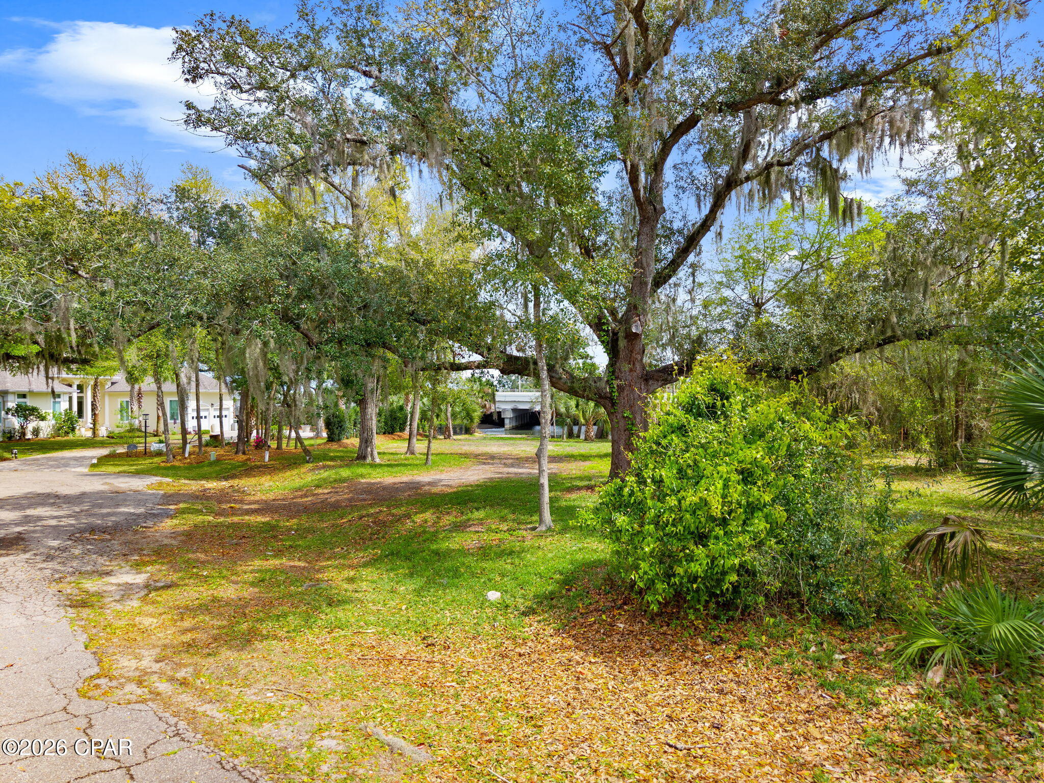 Image 2 For 201 Harbour Pointe Drive