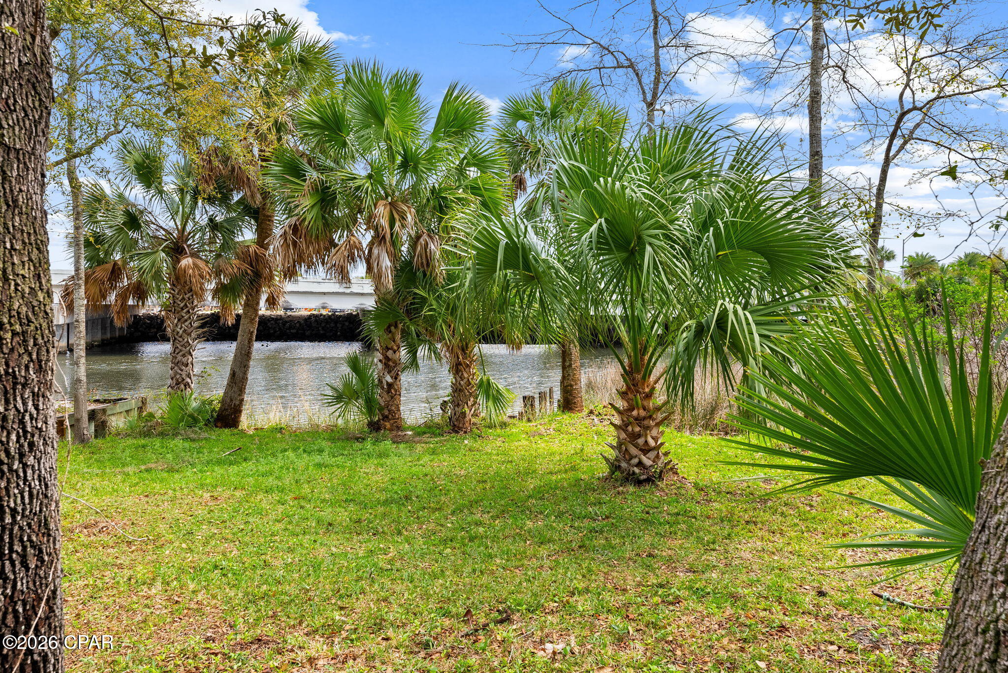 Image 5 For 201 Harbour Pointe Drive