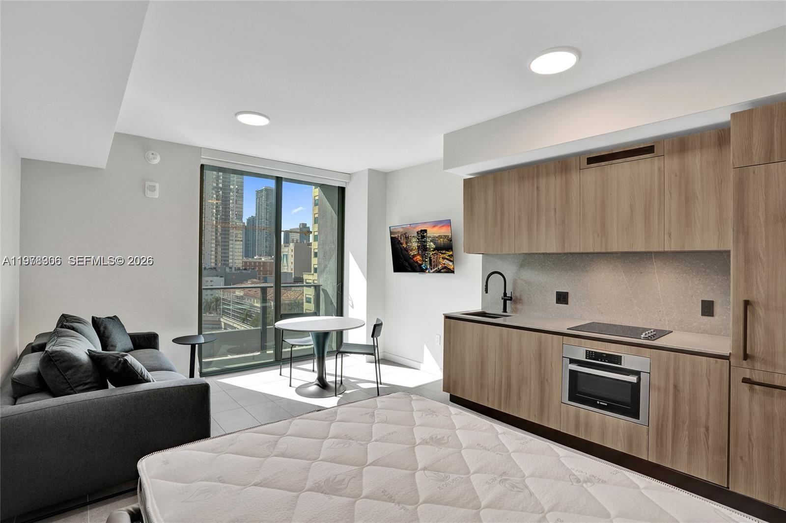 Property photo # 2