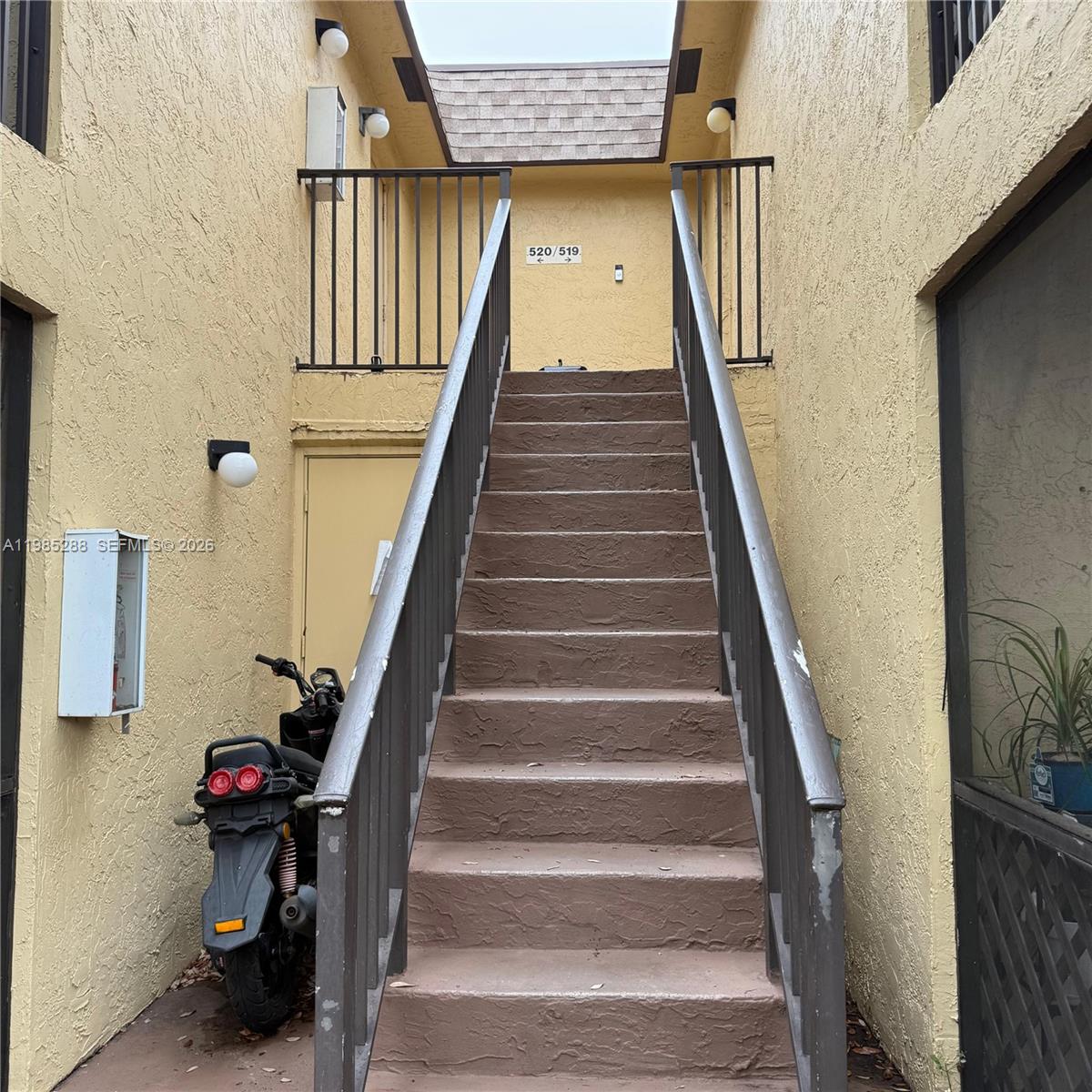 Property photo # 8