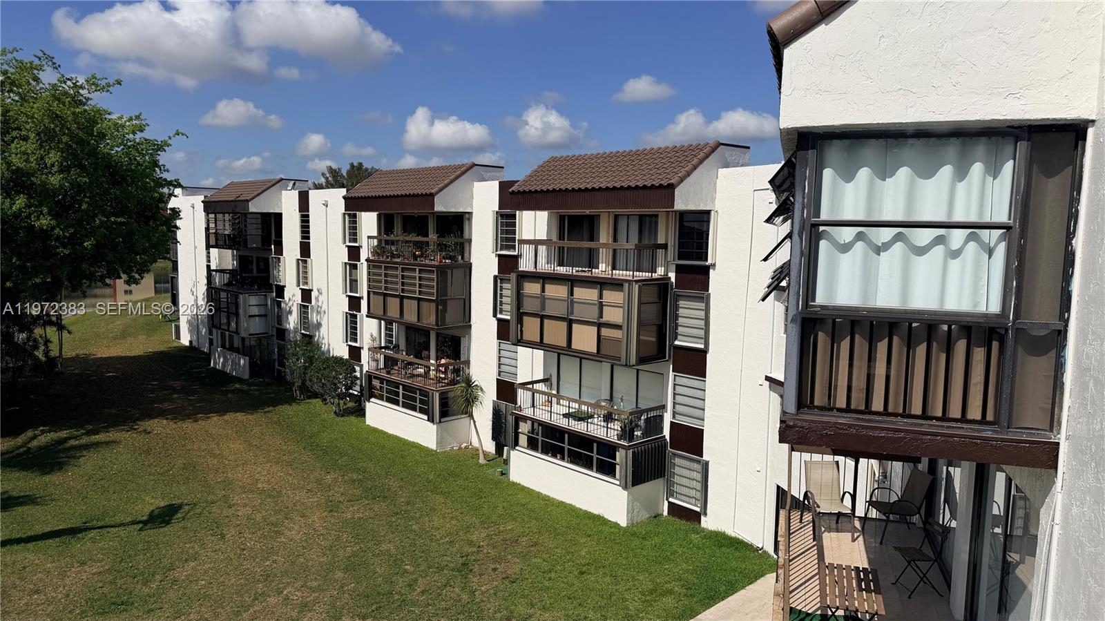 Peninsula At Intl Gardens