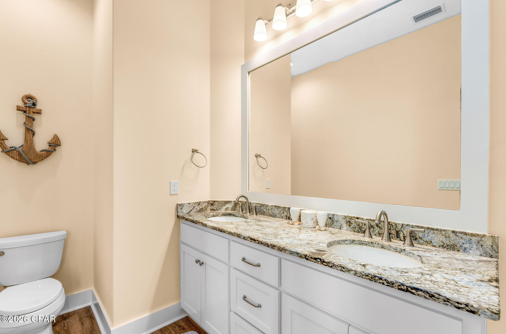 Image 27 For 106 25th Street