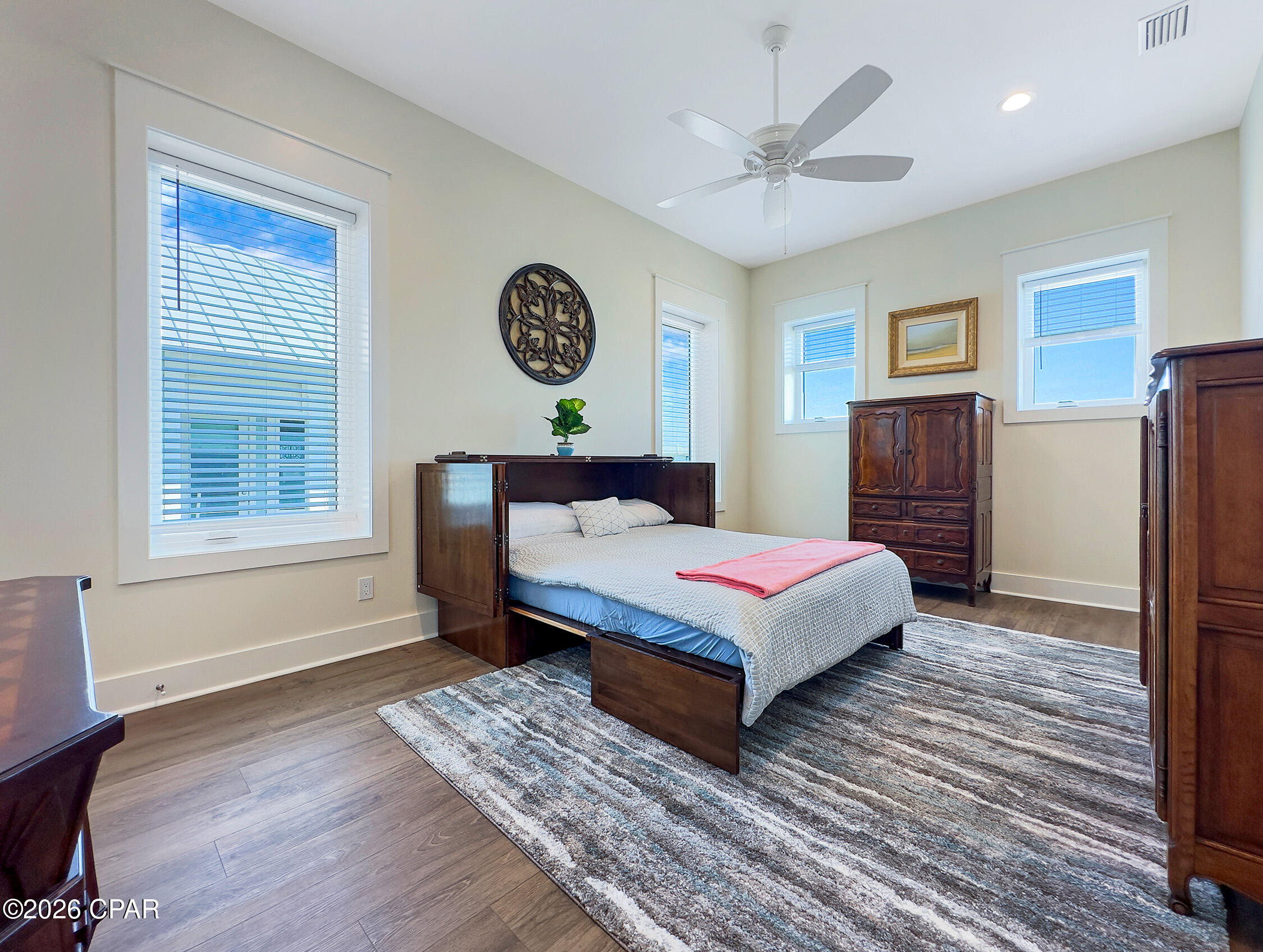 Image 35 For 106 25th Street