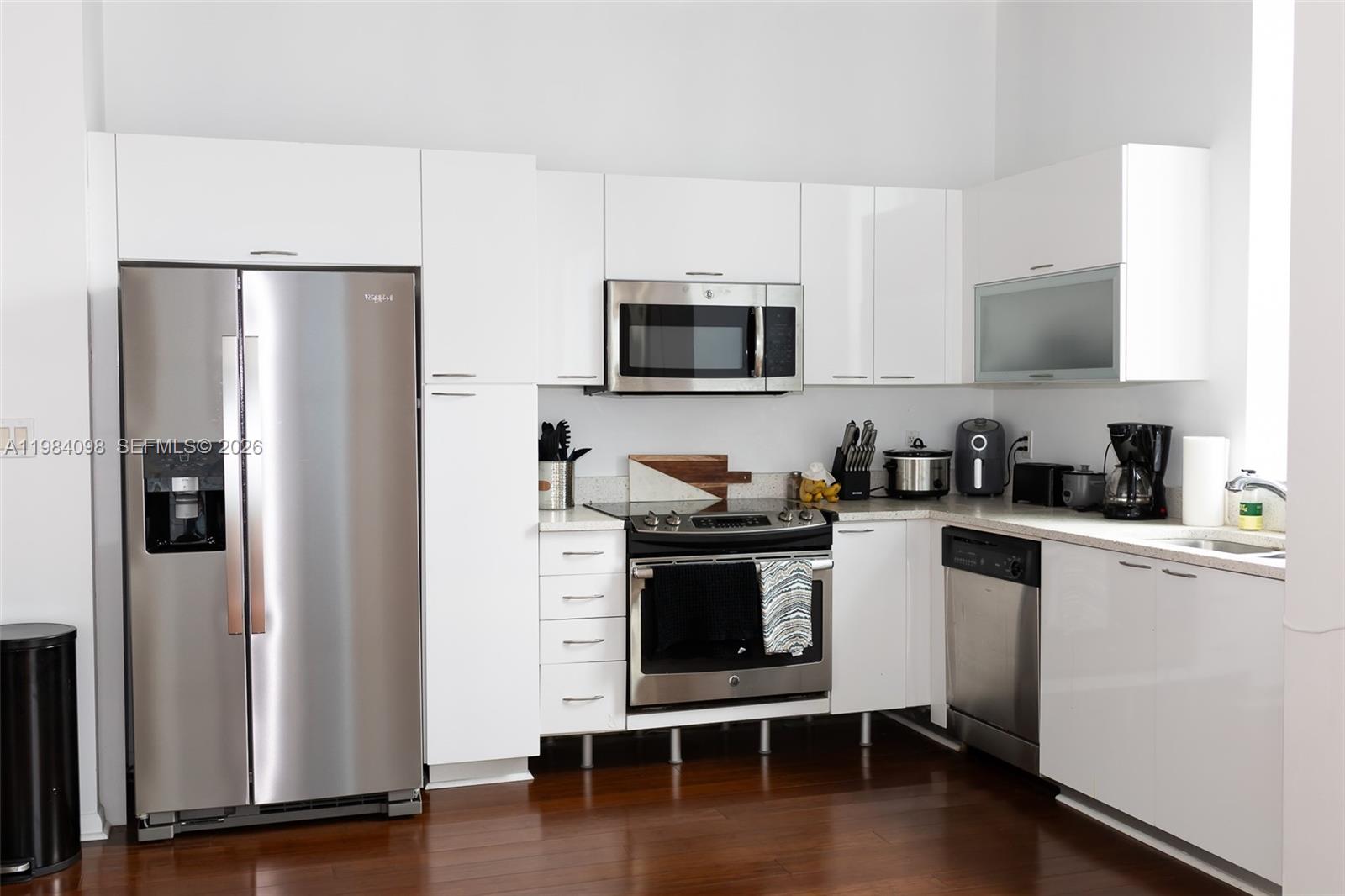 Property photo # 0