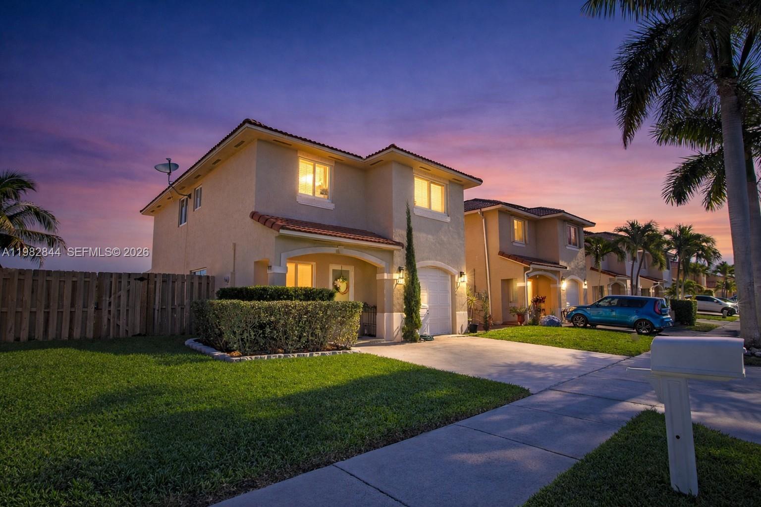 Precious Homes At Lakes B