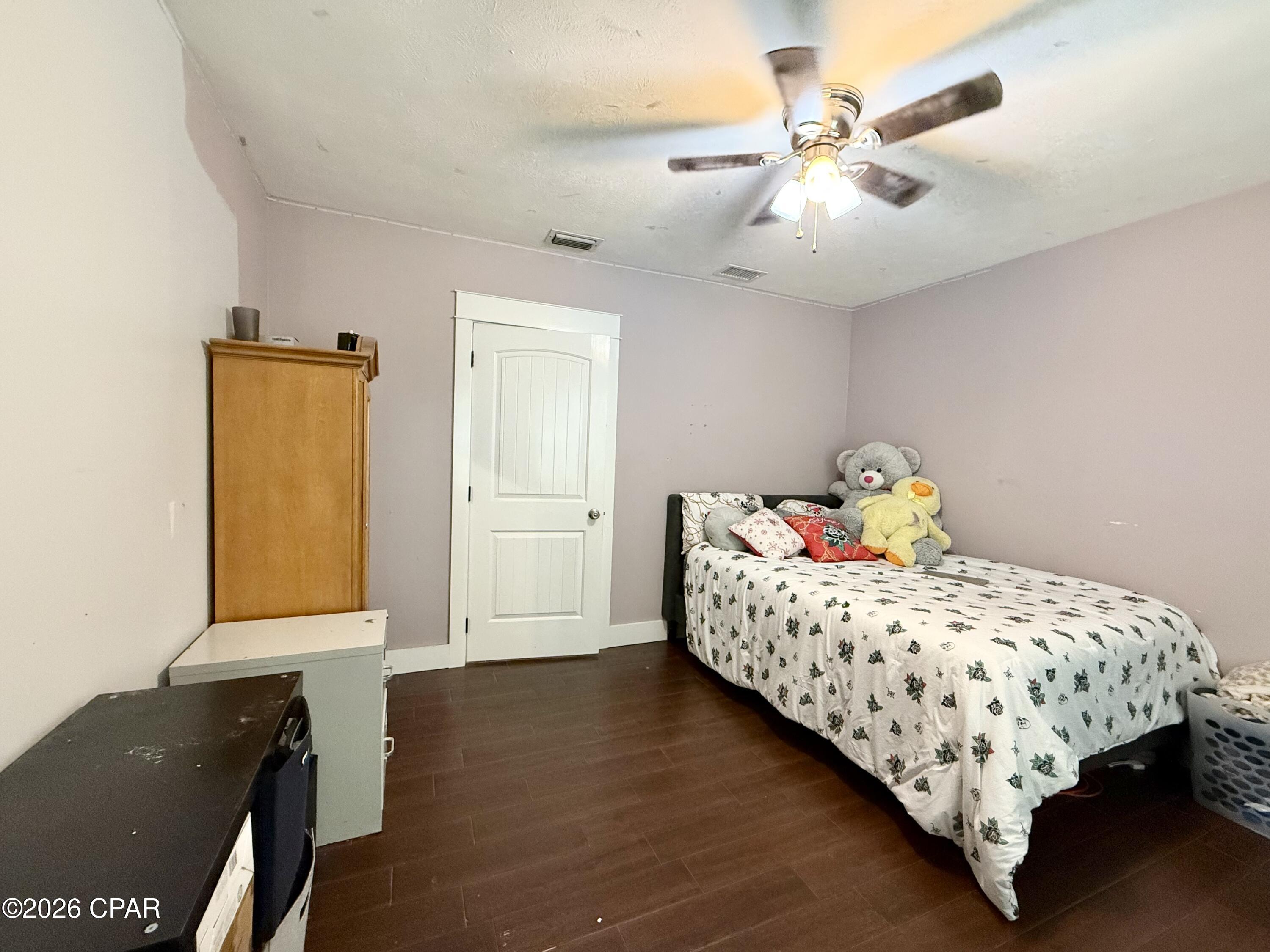 Image 20 For 201 Armstrong Circle