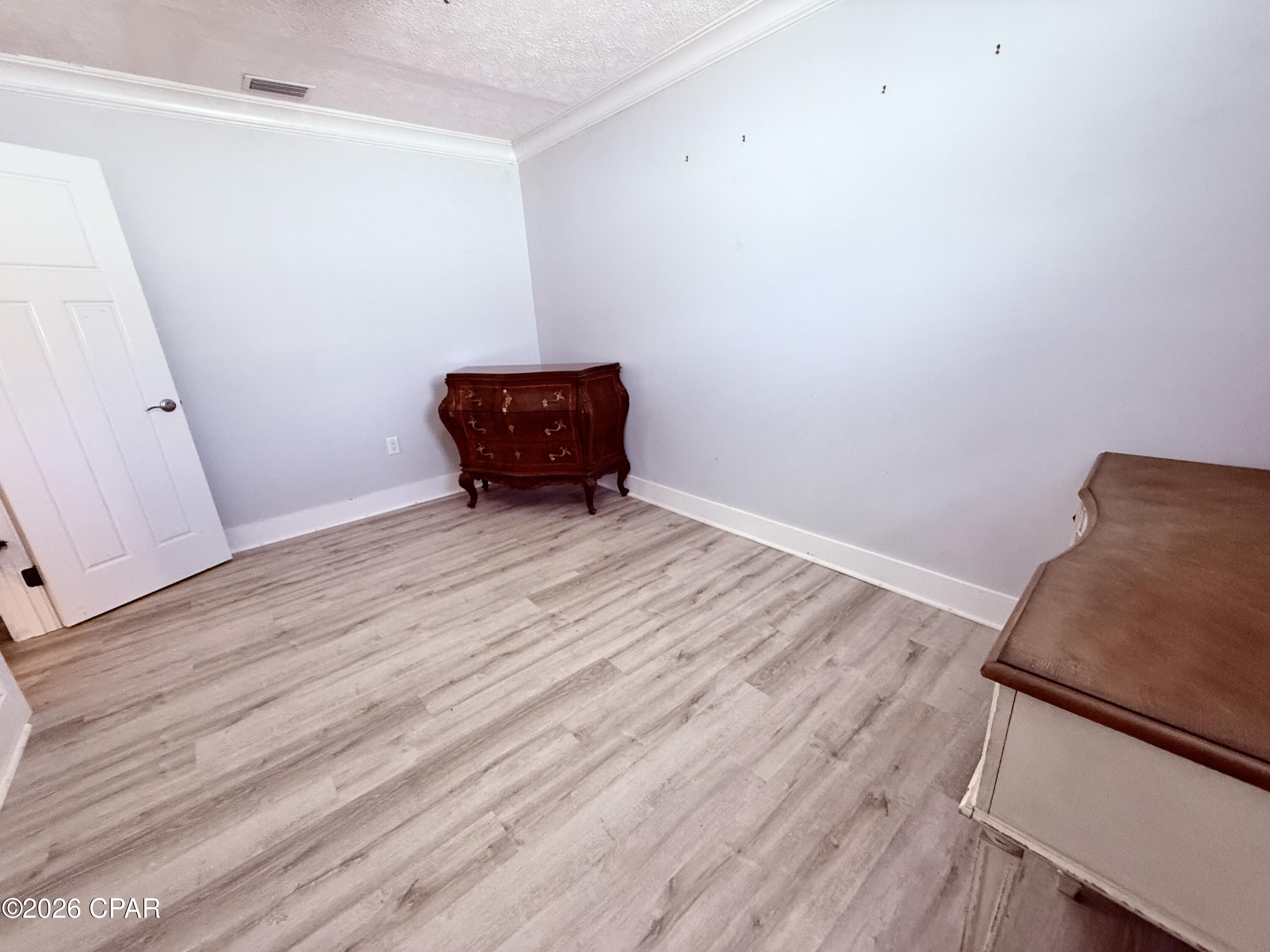 Image 39 For 201 Armstrong Circle