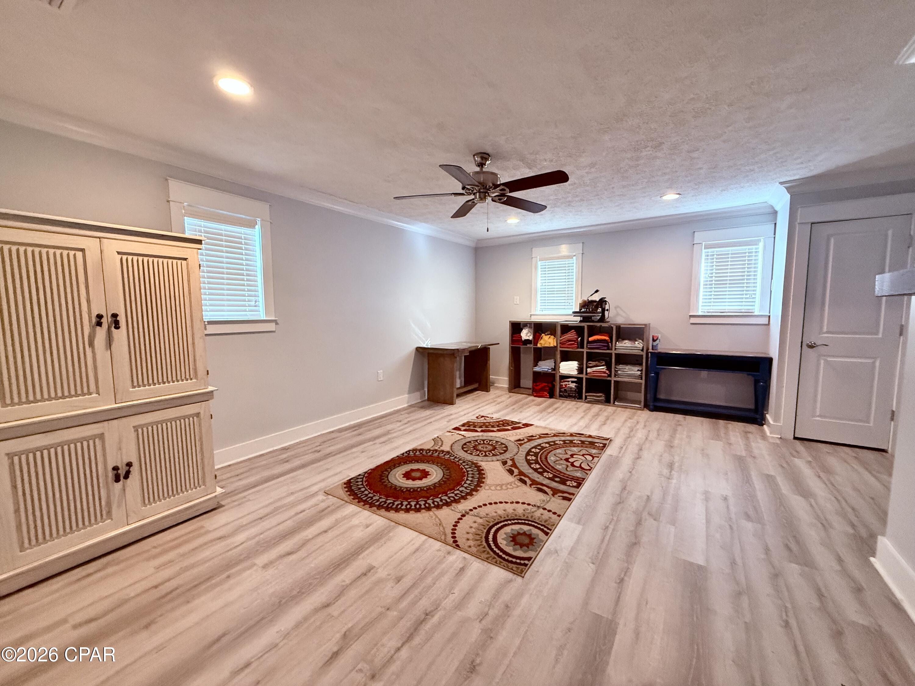 Image 40 For 201 Armstrong Circle