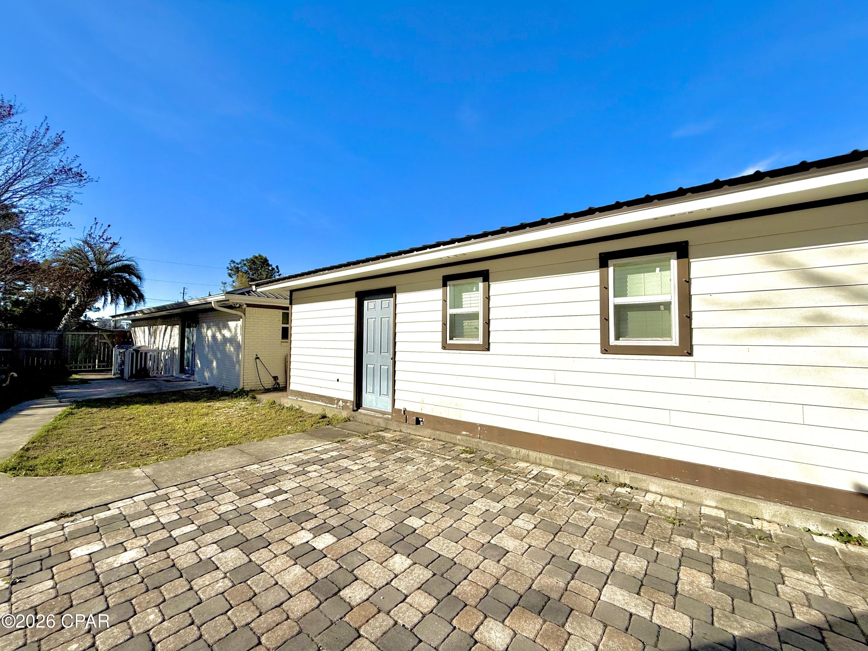 Image 9 For 201 Armstrong Circle