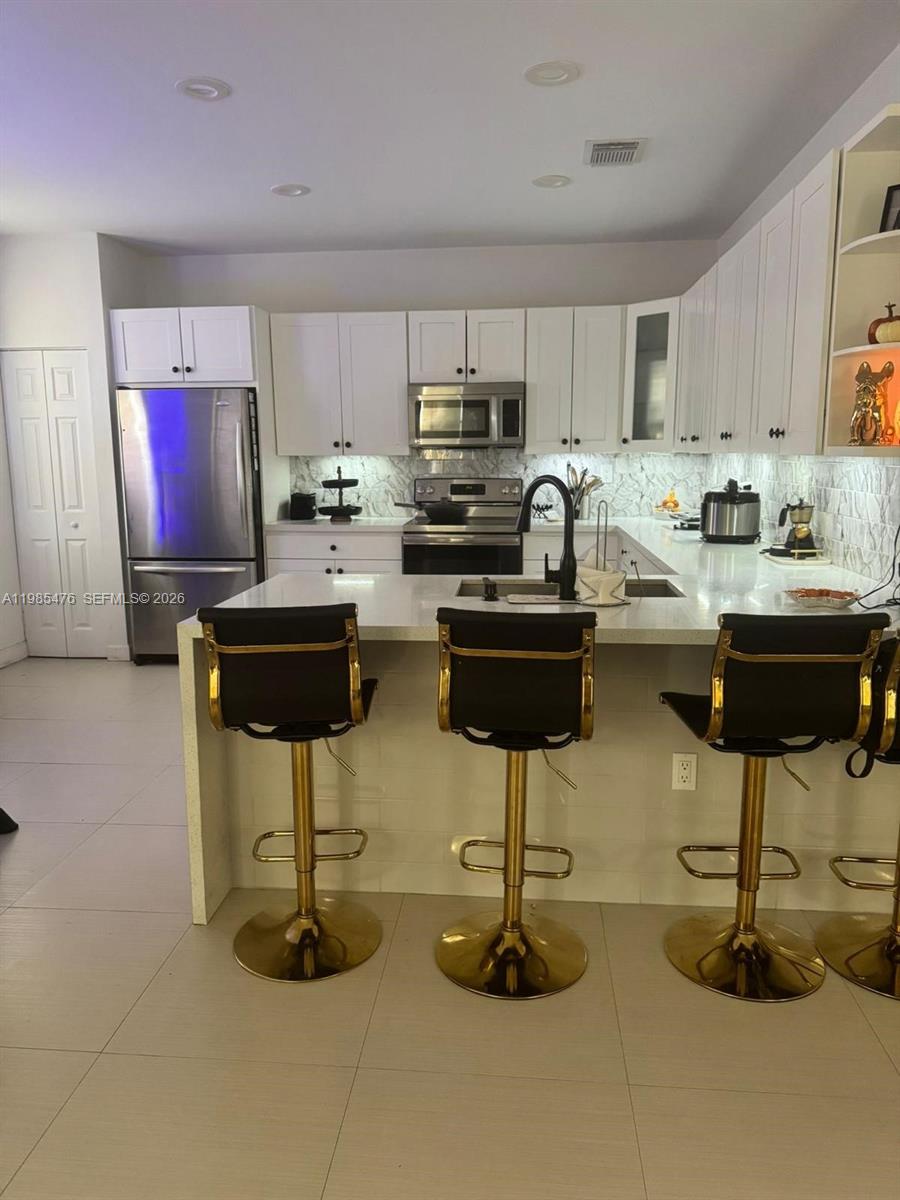 Property photo # 6
