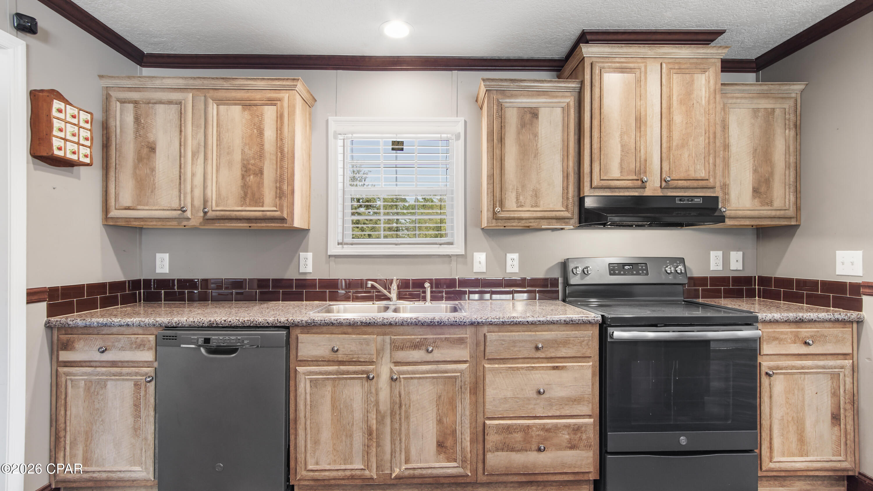 Image 7 For 2442 Pinewood Drive