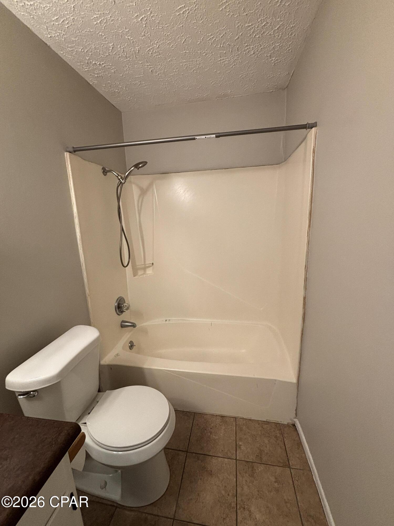 Image 9 For 2701 8th Court C