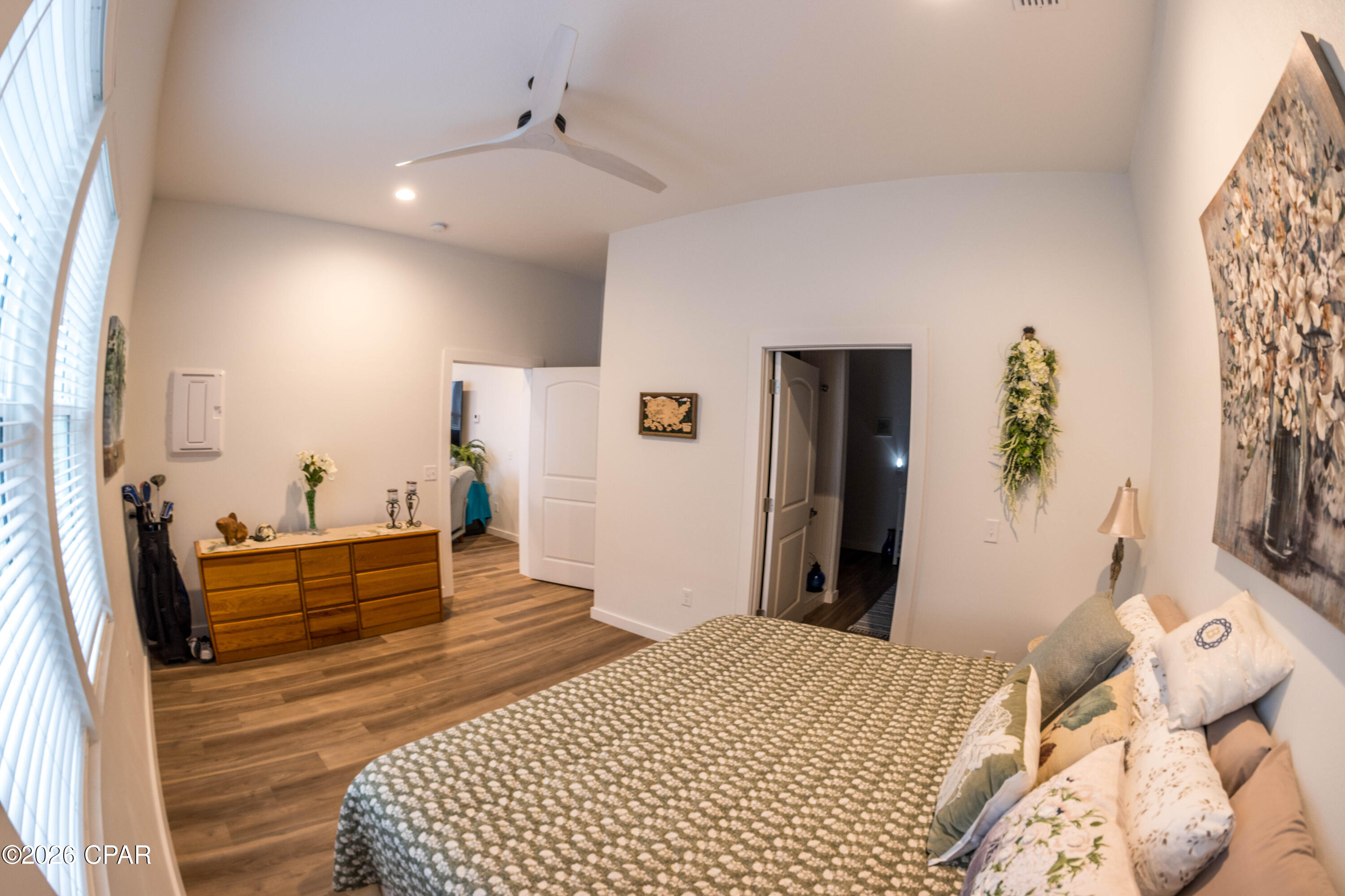 Image 28 For 13119 Airway Street