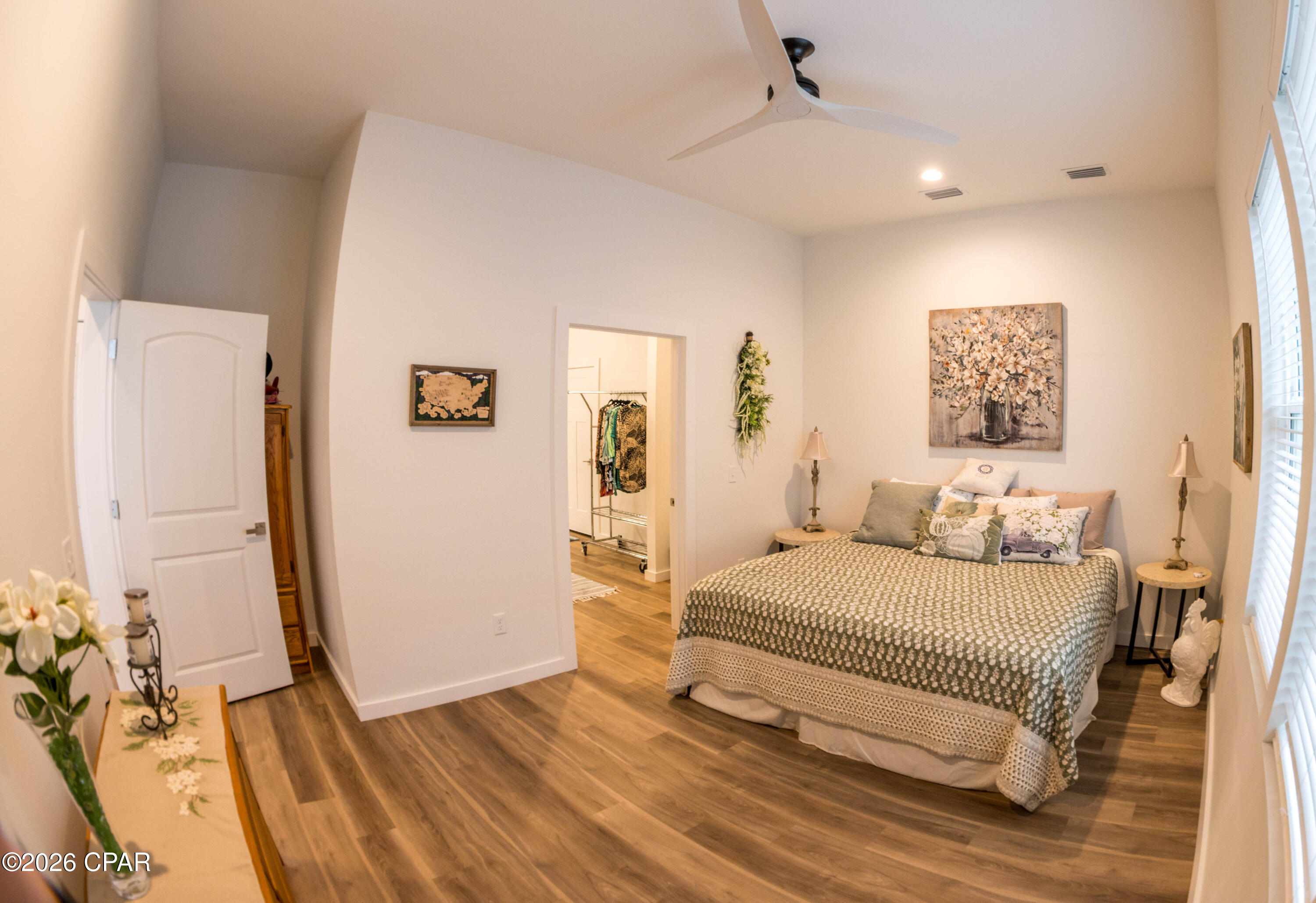 Image 29 For 13119 Airway Street