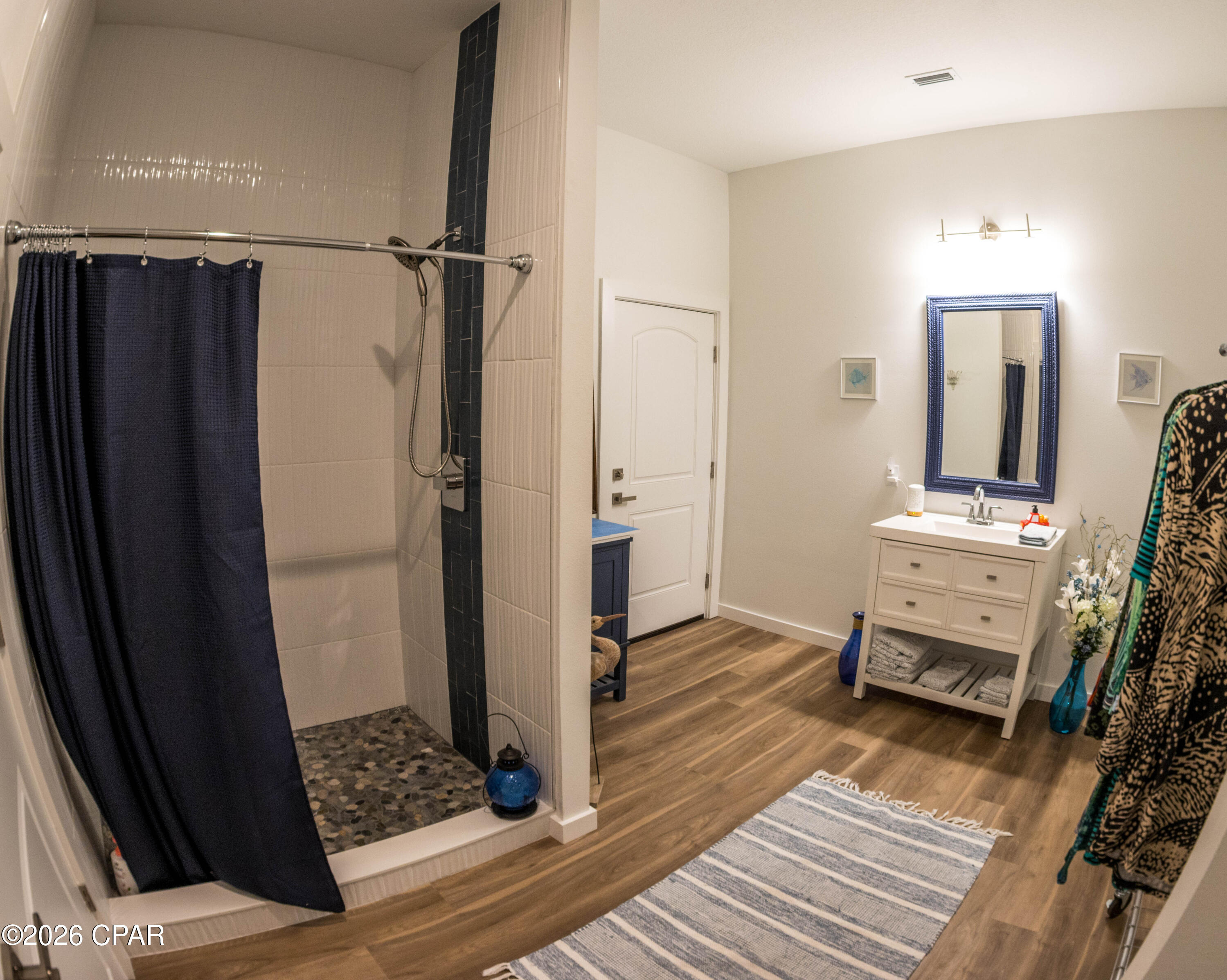 Image 32 For 13119 Airway Street