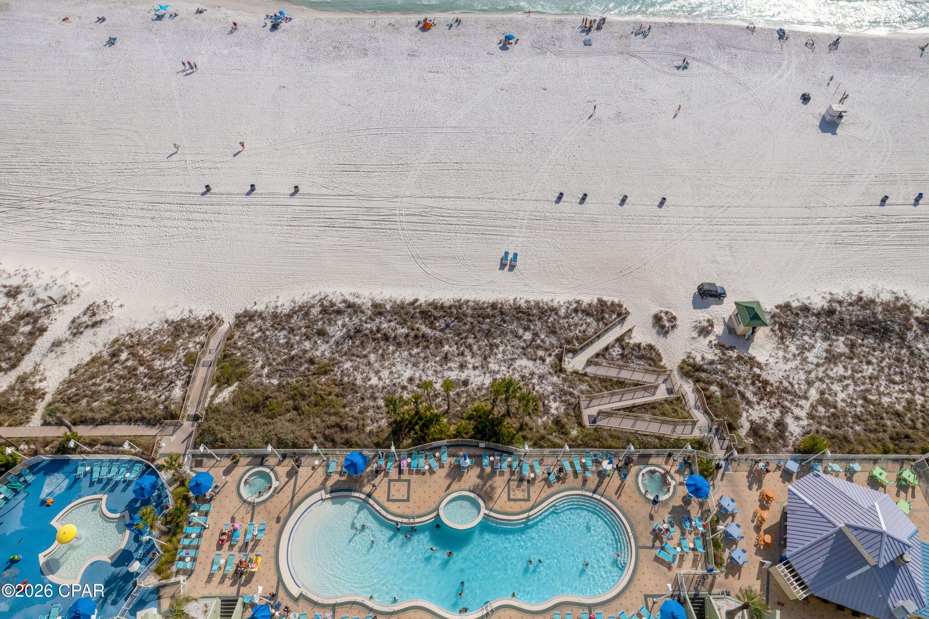 Listing photo id 31 for 9450 Thomas Drive 2106d