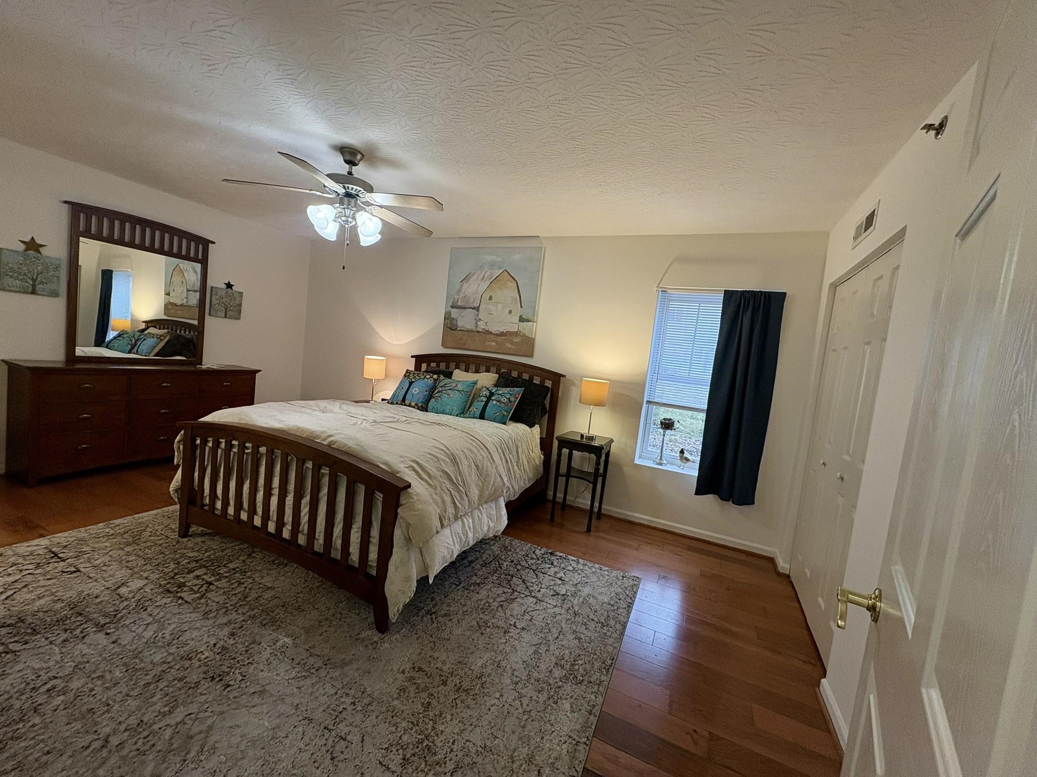 17 Rosewood Ct 101