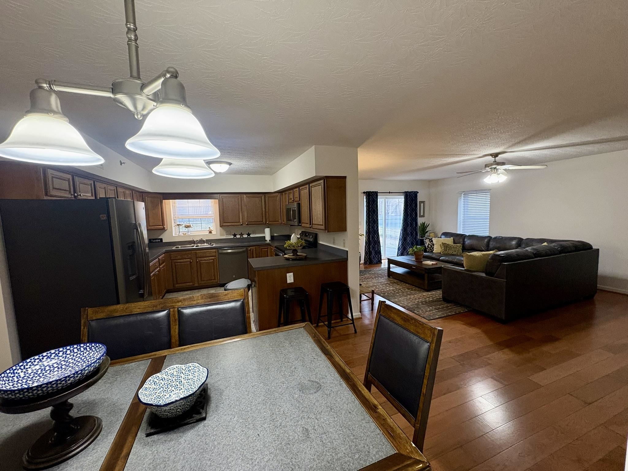 17 Rosewood Ct 101