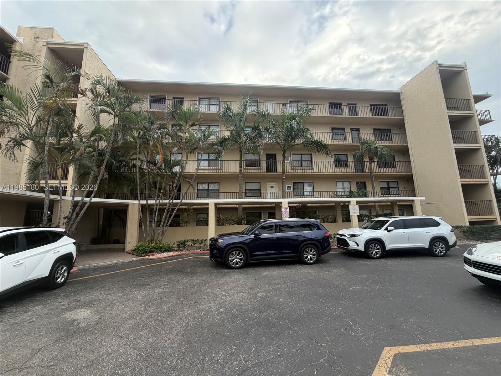 Homes for sale in Lantana, FL | 896 N Federal Hwy #326, Lantana, FL 33462 | MLS# A11985180