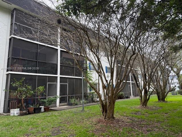 Eton Countryside I Condo