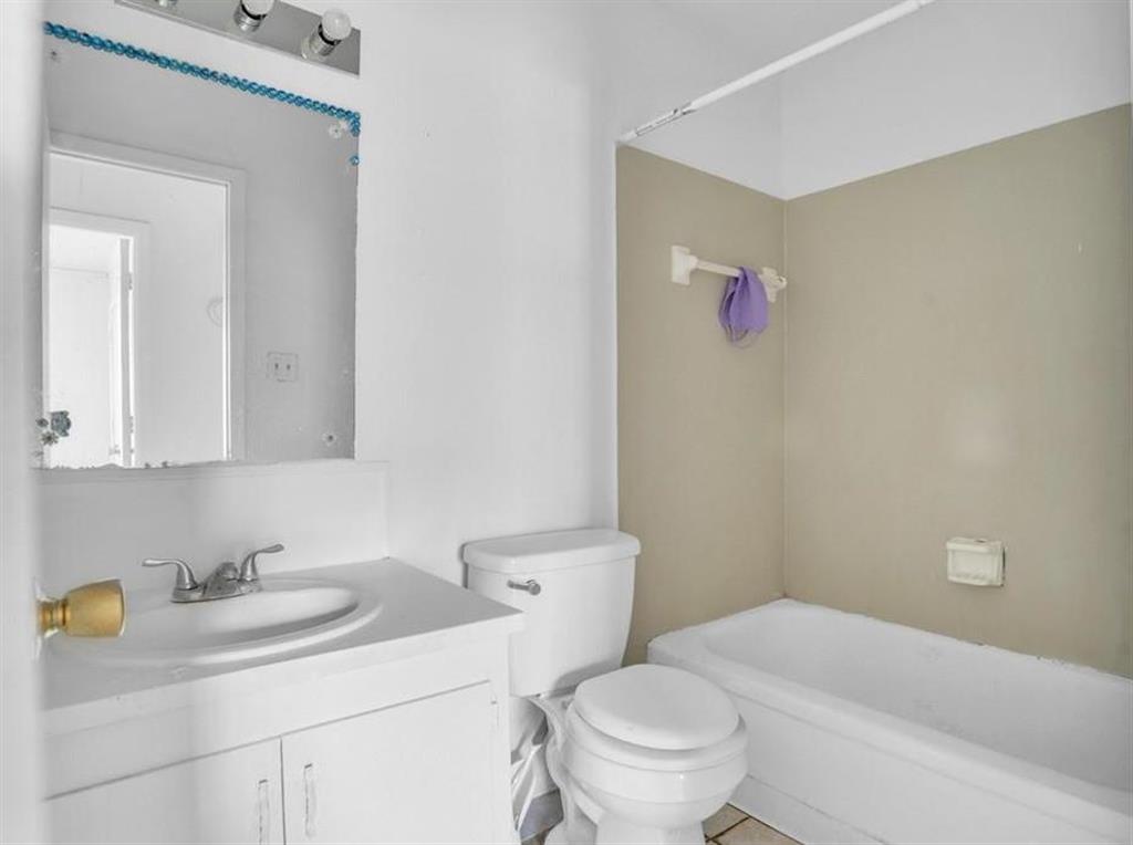 713 Bradley Street — photo 3