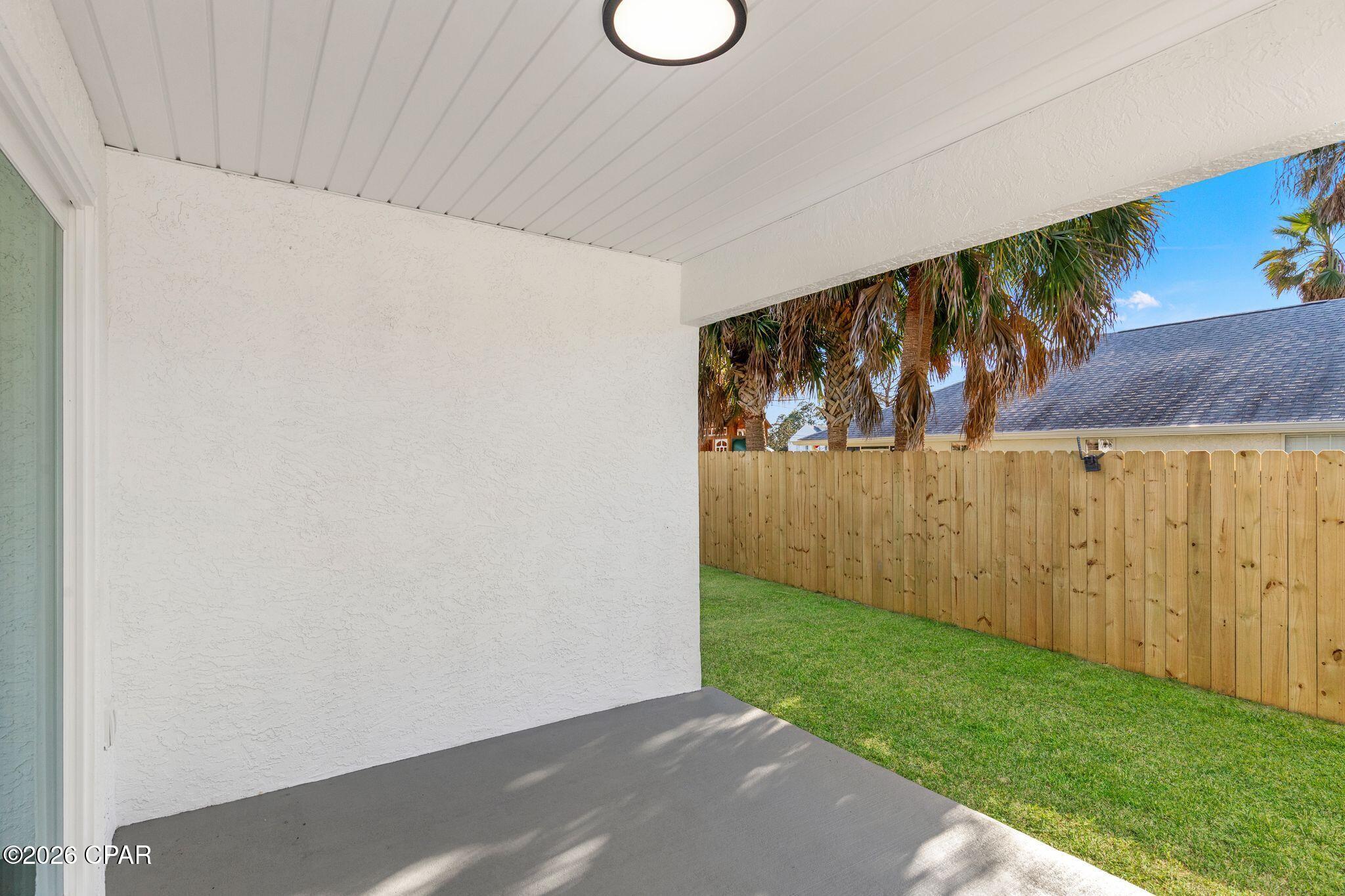 Listing photo id 22 for 425 Sea Breeze Drive