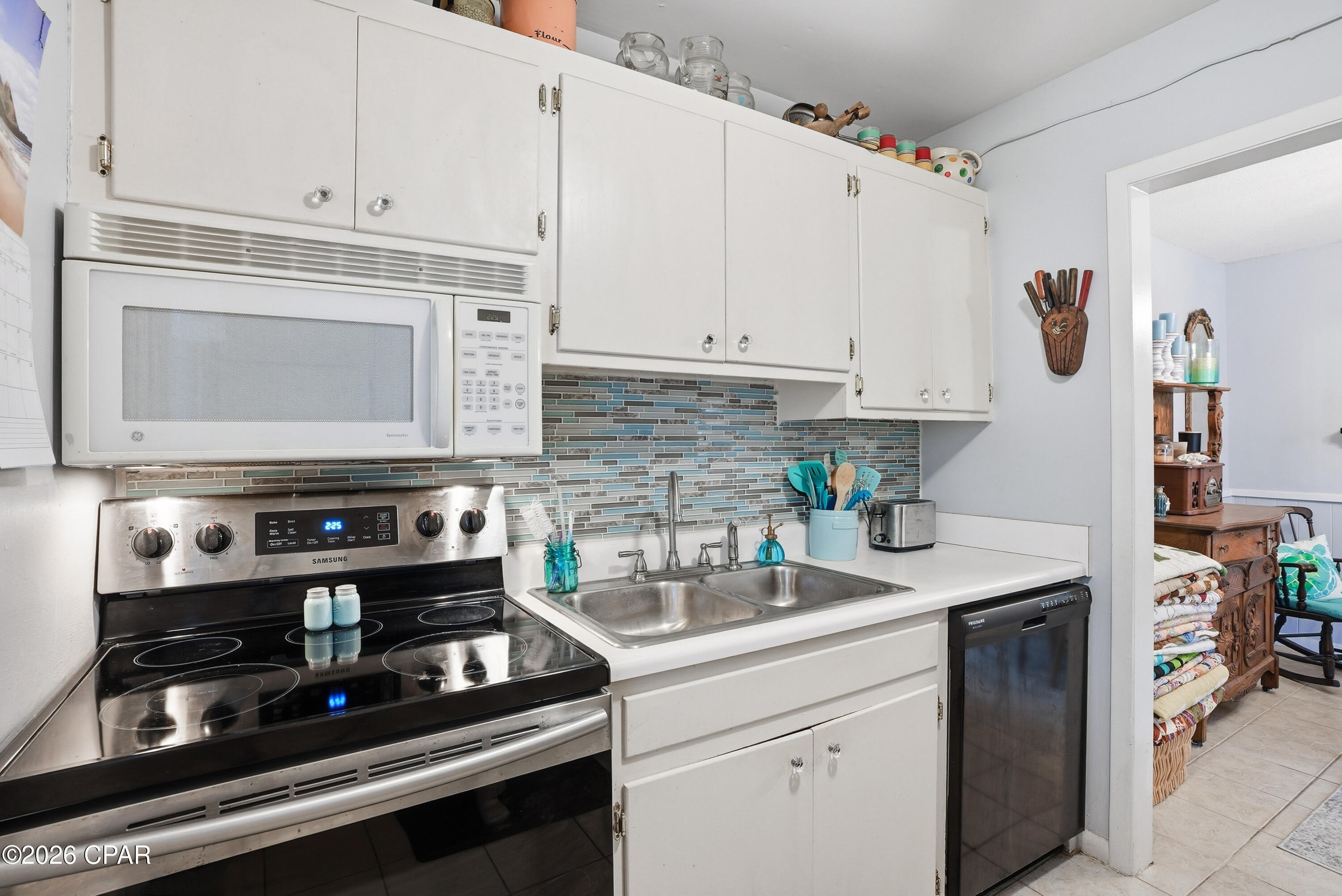 Image 12 For 2100 Beach Drive D101