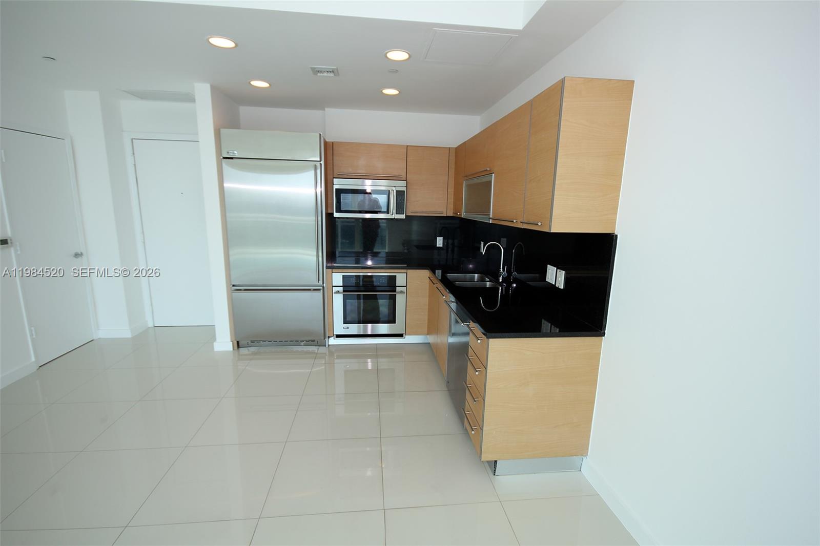 Property photo # 8