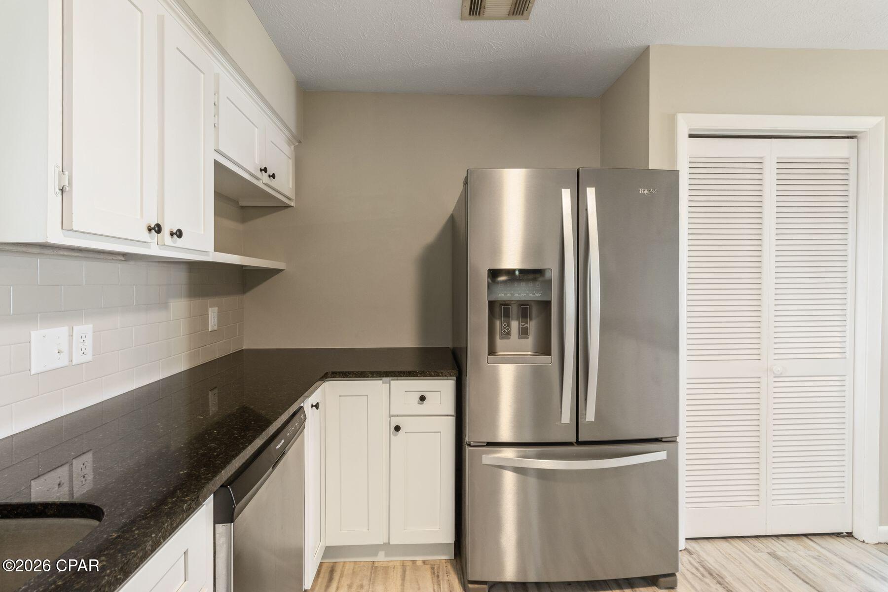 Image 16 For 1233 Capri Drive