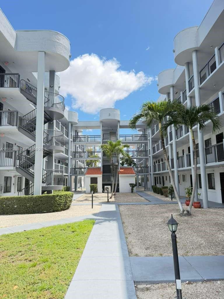 Alameda Tower I Condo