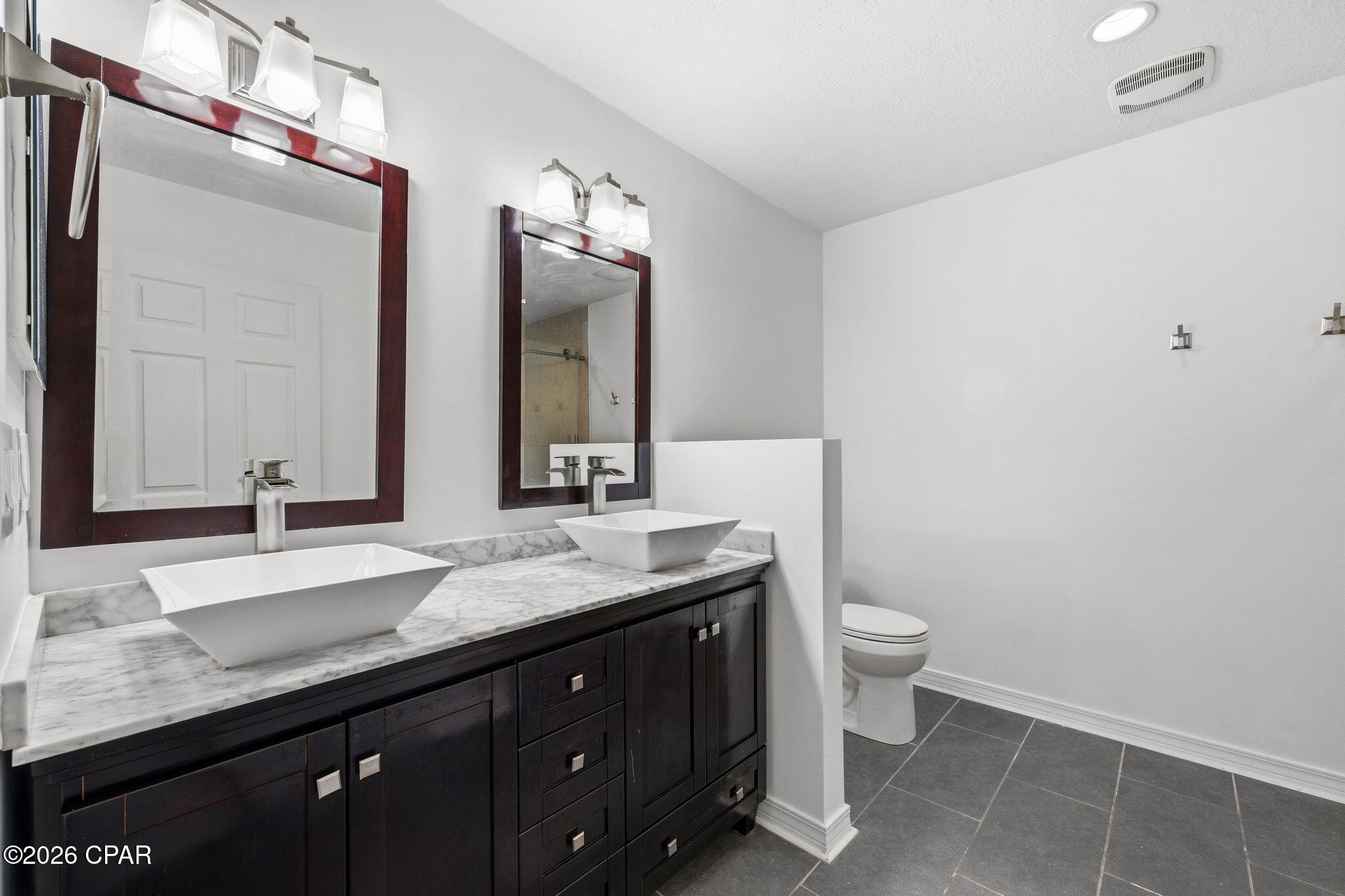 Image 19 For 125 Park Place