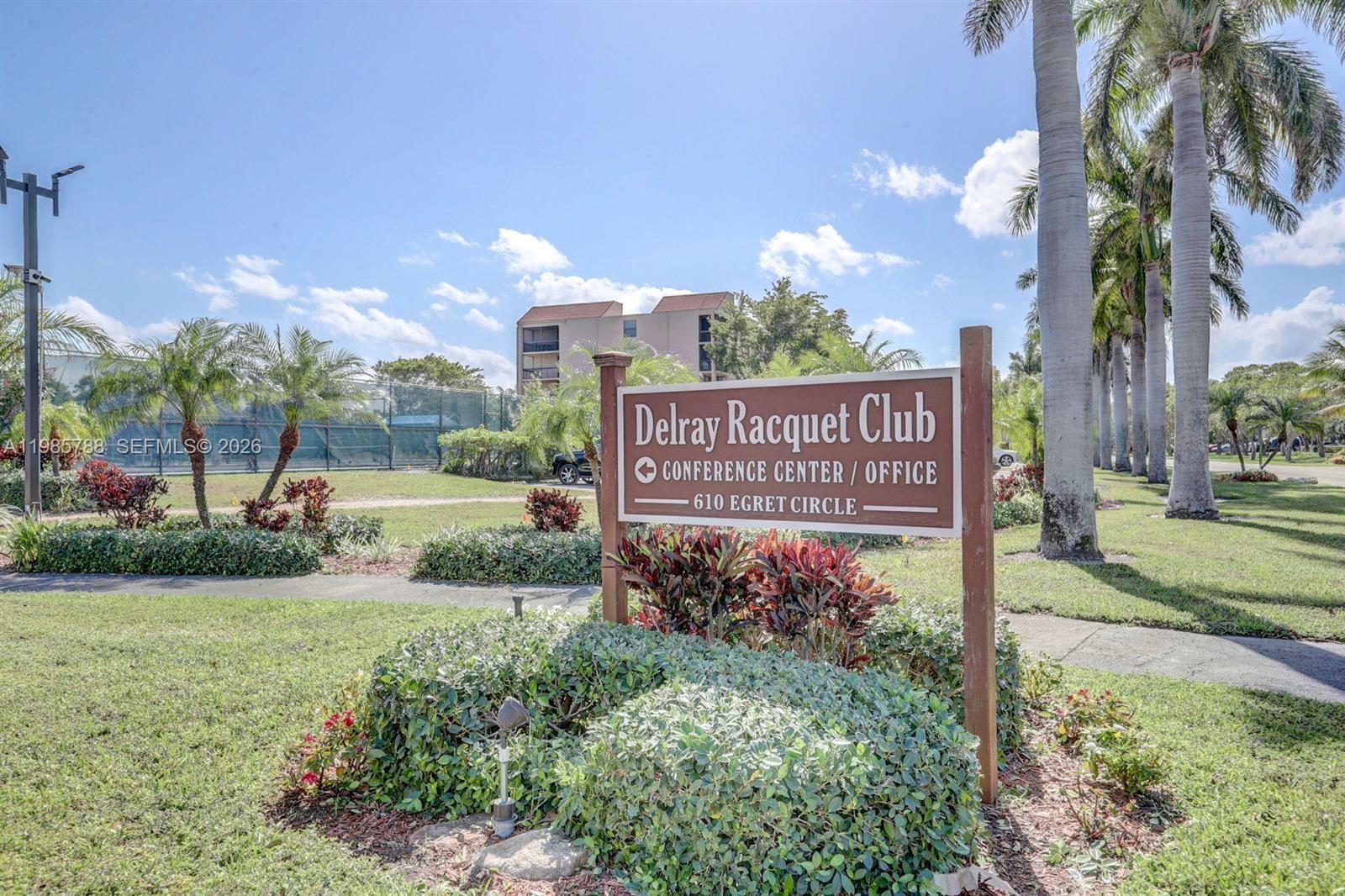 Lavers Delray Racquet Clu