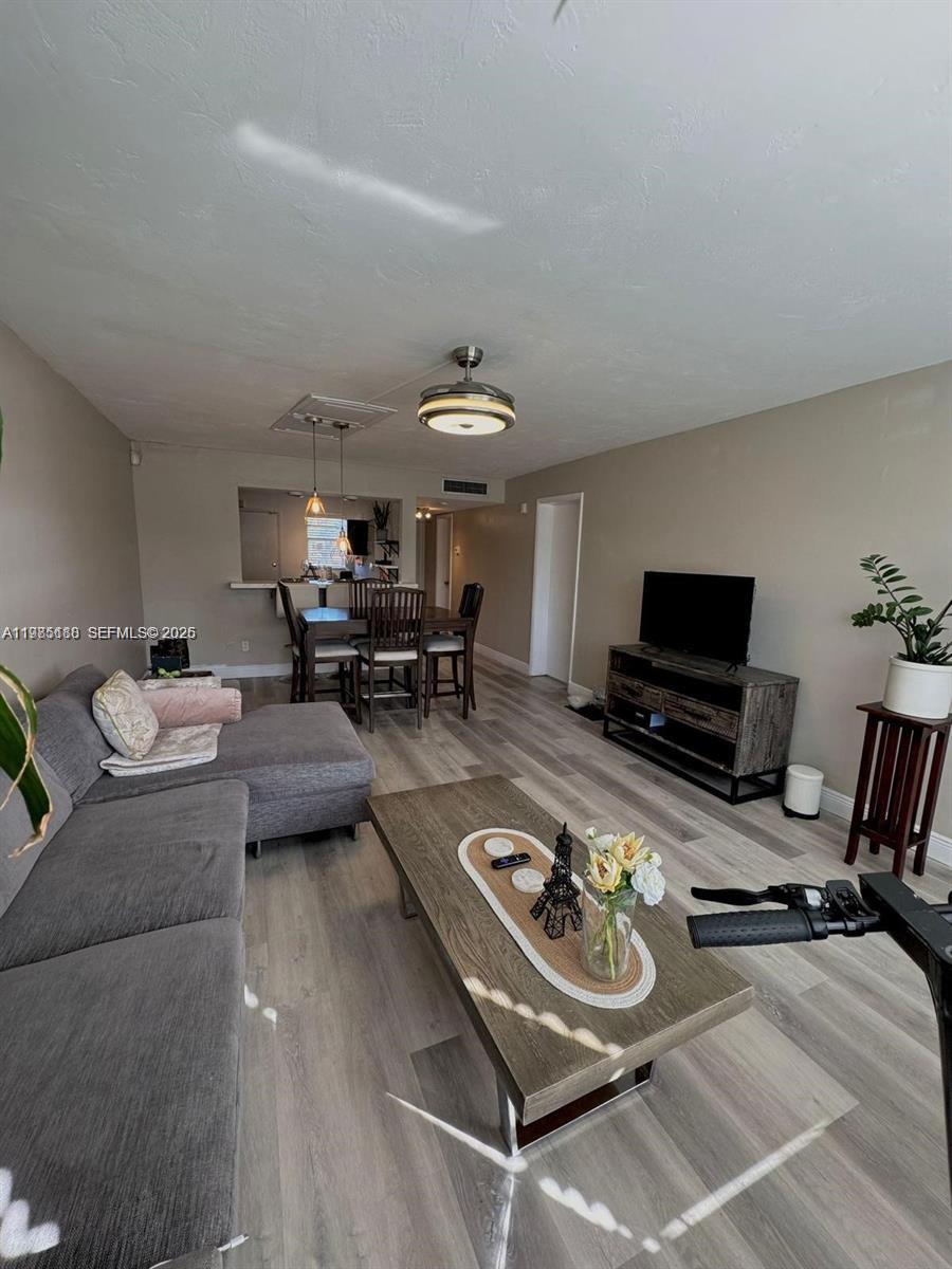 Third Horizons Condo